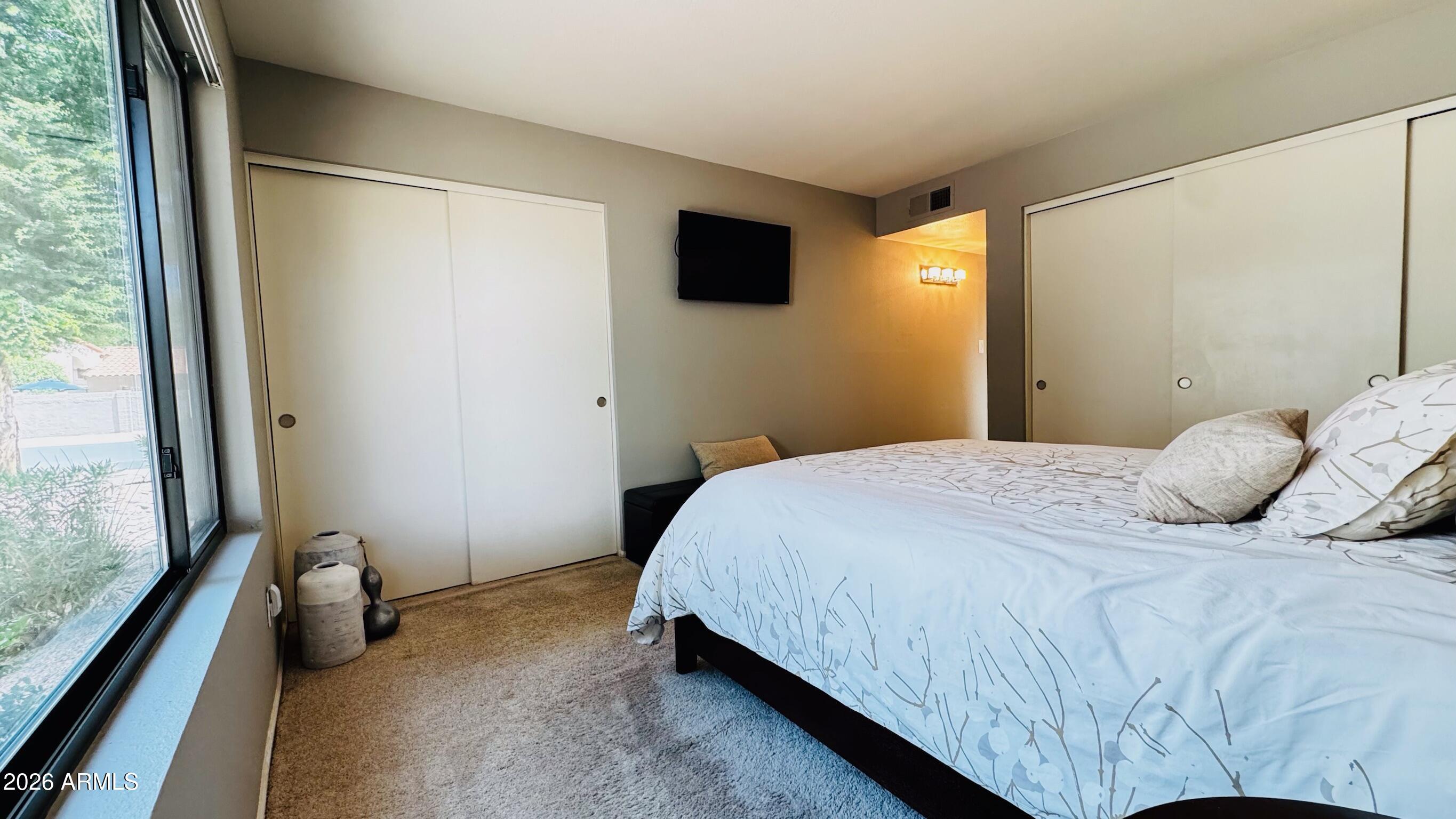 VENETIAN CONDOMINIUM PHASE 2 - Residential