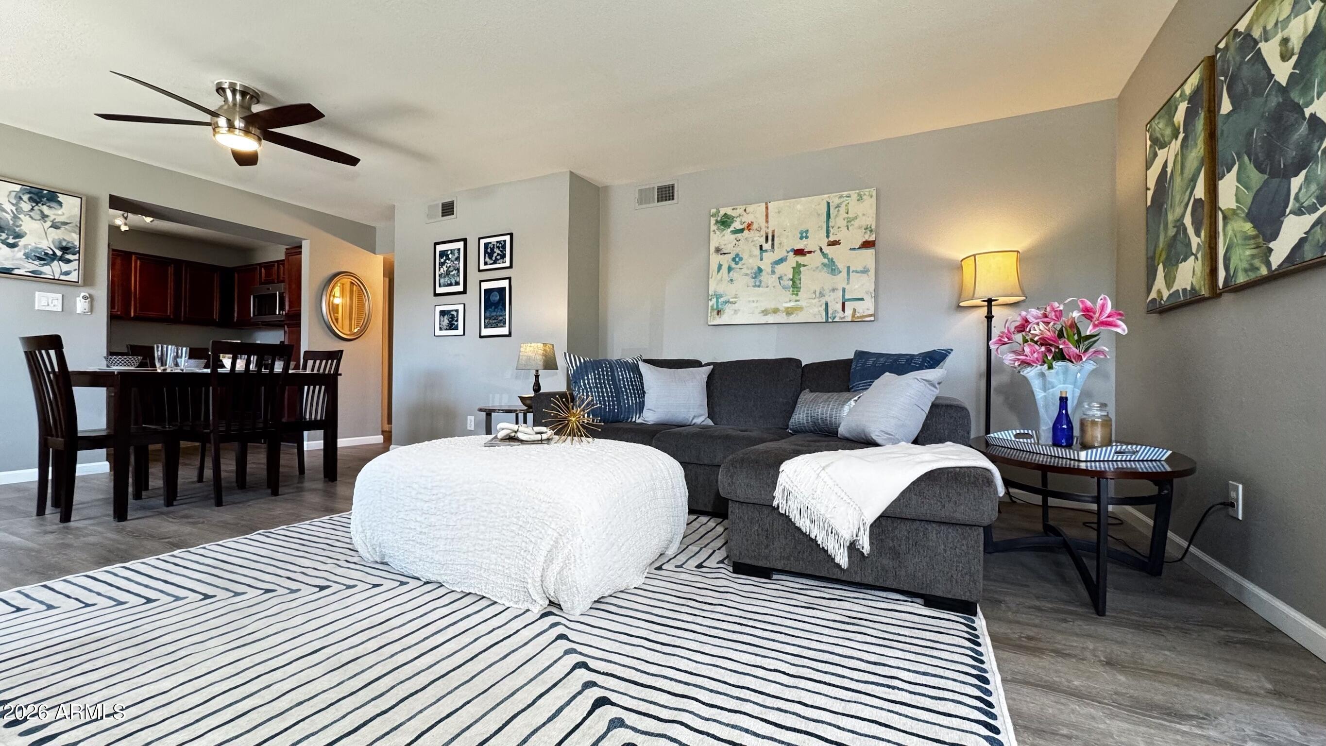 VENETIAN CONDOMINIUM PHASE 2 - Residential