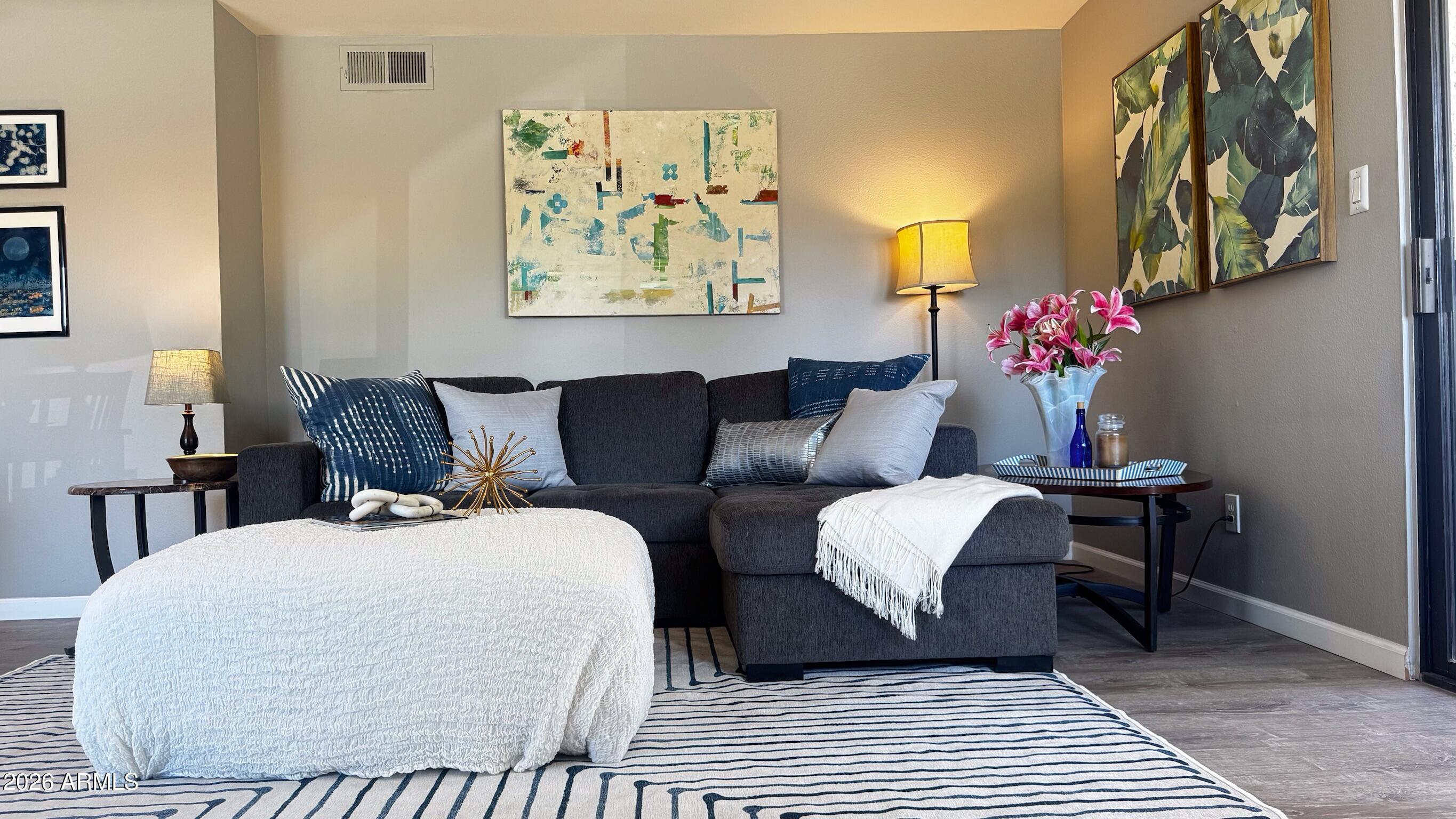 VENETIAN CONDOMINIUM PHASE 2 - Residential
