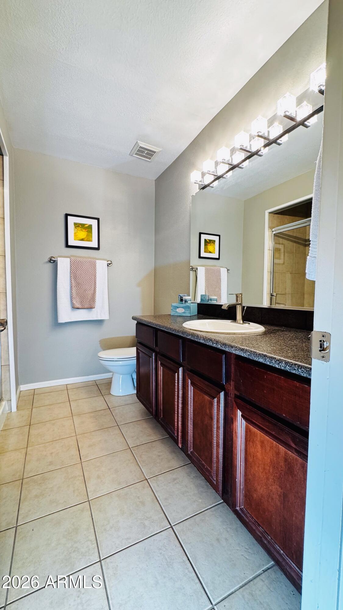 VENETIAN CONDOMINIUM PHASE 2 - Residential