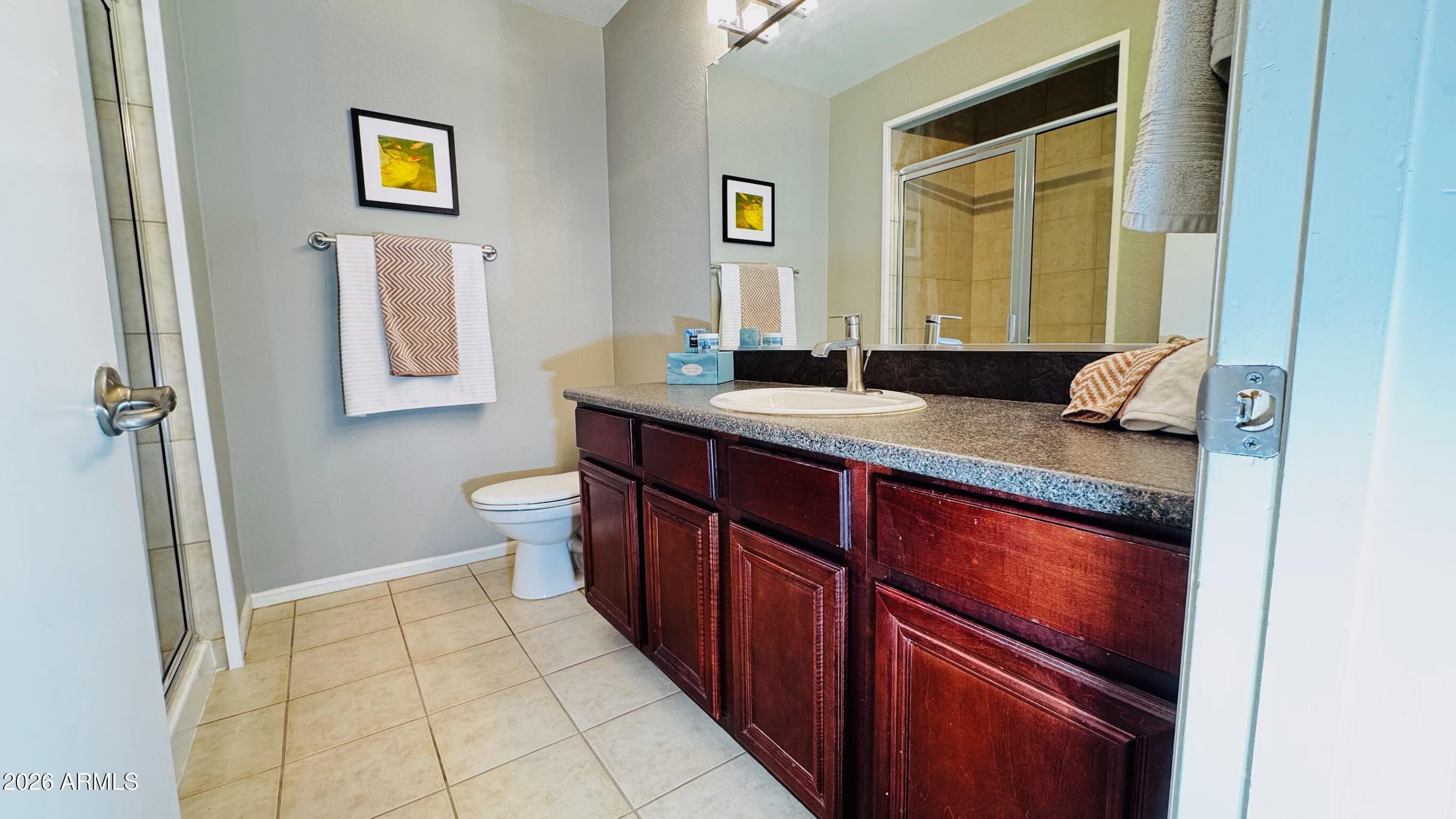 VENETIAN CONDOMINIUM PHASE 2 - Residential
