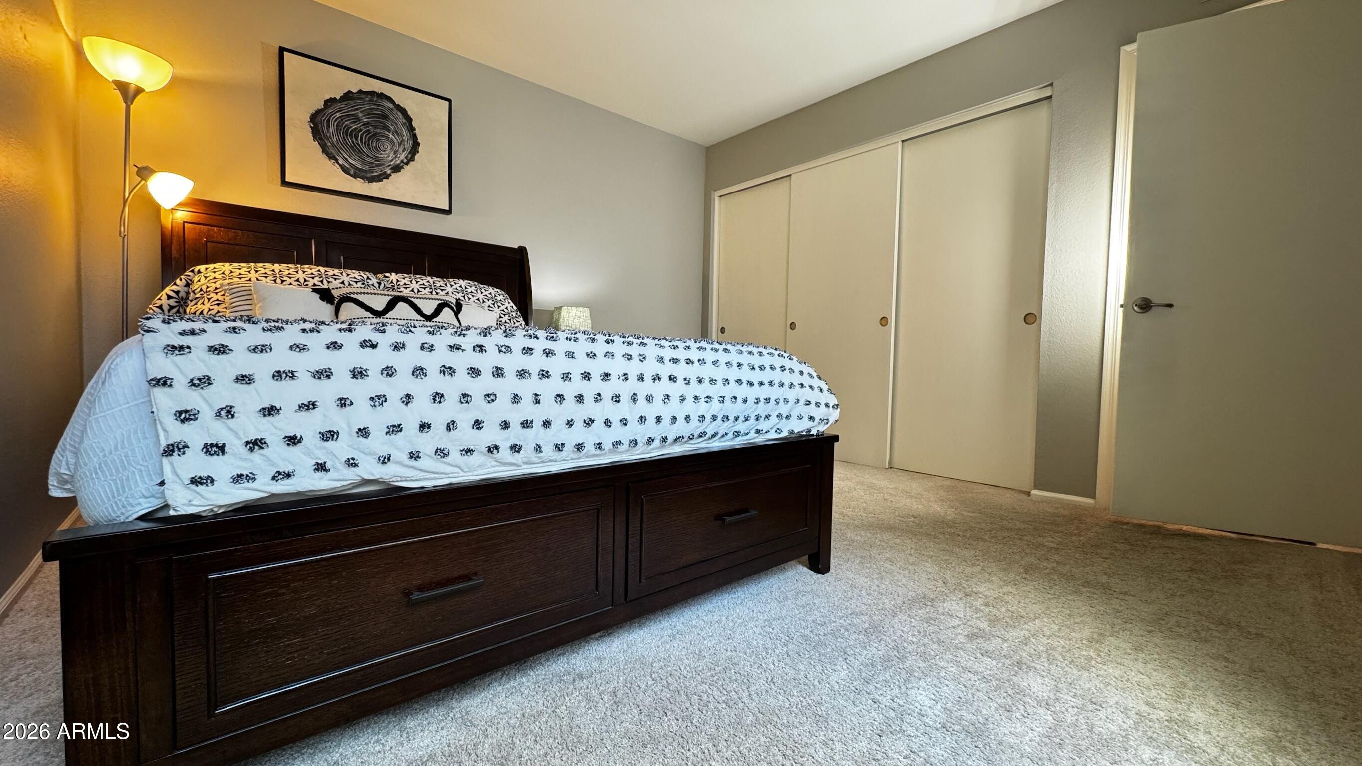 VENETIAN CONDOMINIUM PHASE 2 - Residential