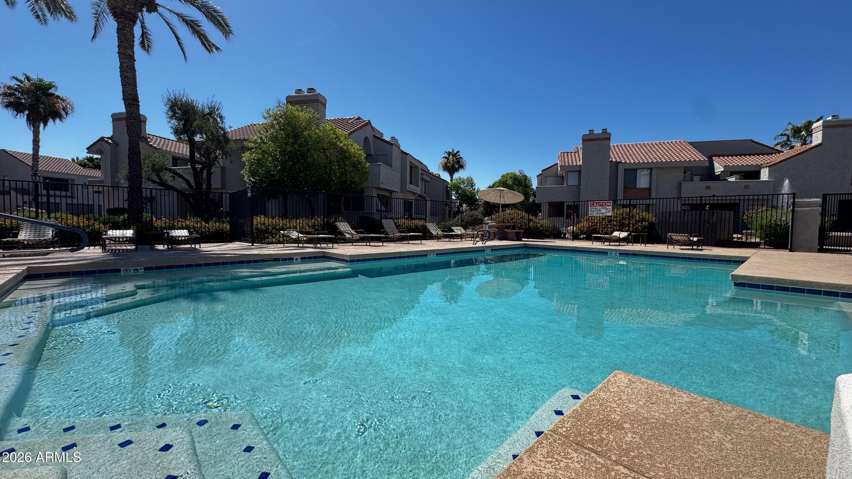 VENETIAN CONDOMINIUM PHASE 2 - Residential