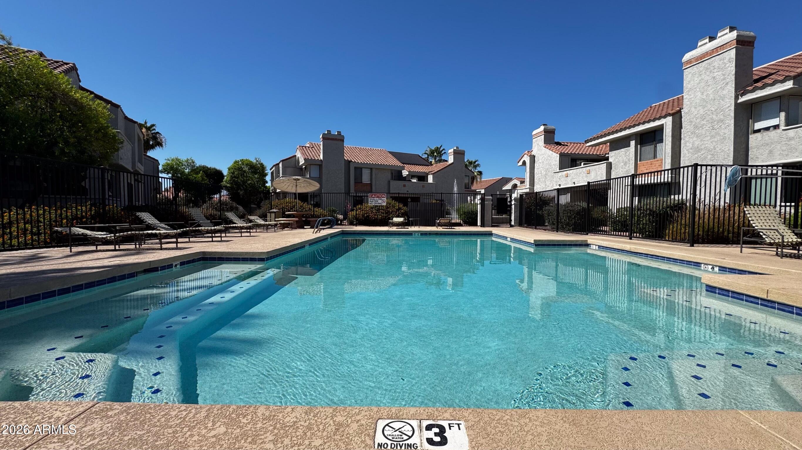 VENETIAN CONDOMINIUM PHASE 2 - Residential