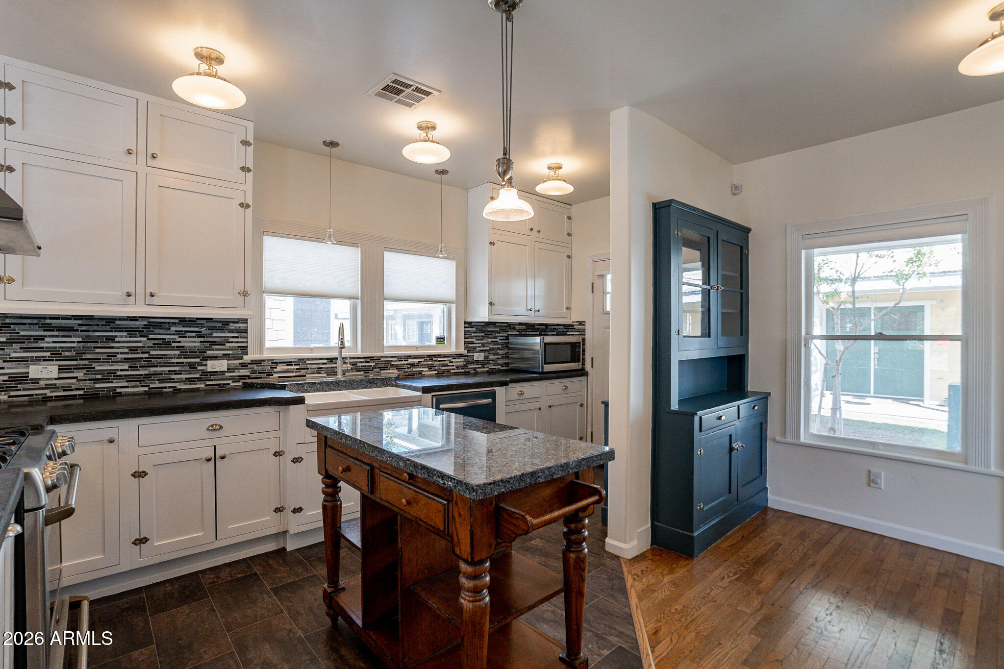 ASH ESTATES - Residential Lease