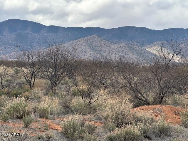 Enjoy country living  . On this nearly 1 acre parcel in Az. Sun Sites Subdivision with no HOA.. No sign on property. See plat map Buyer advised  to have surveyed done.