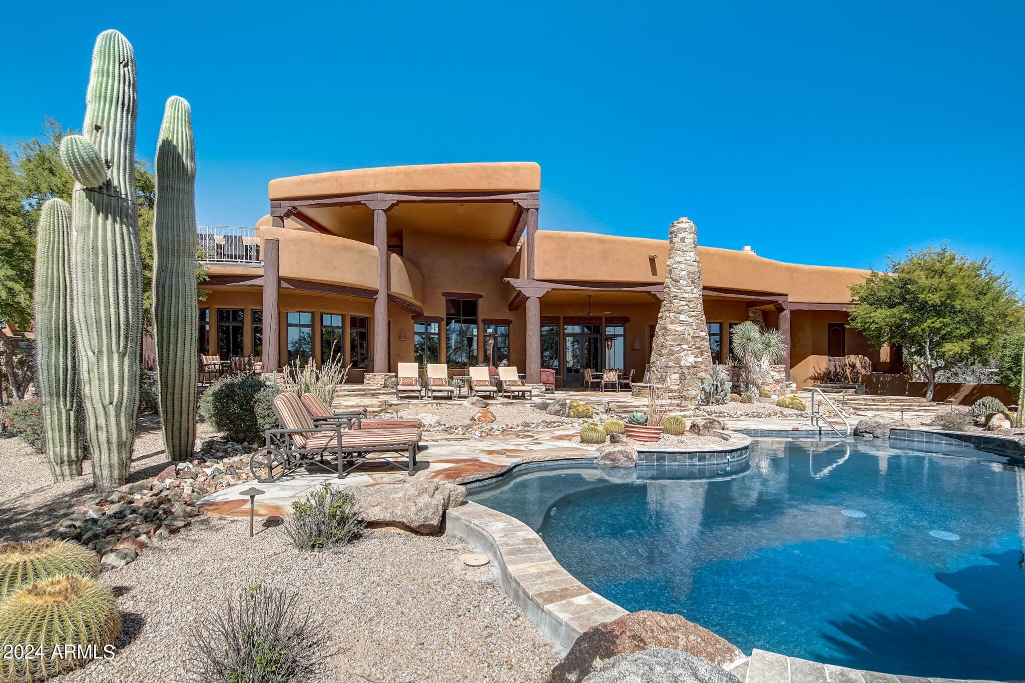 Mirabel Club - Residential