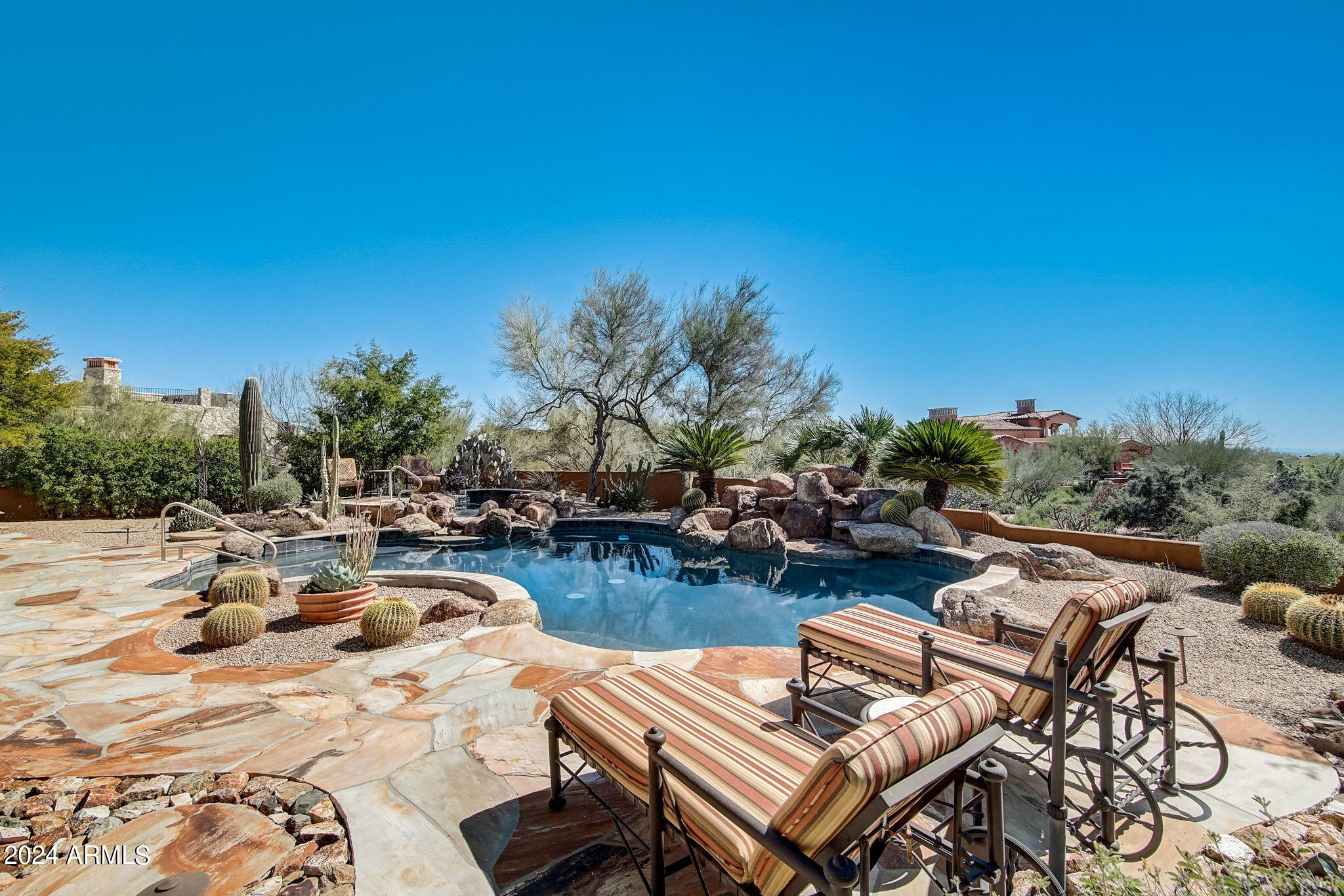 Mirabel Club - Residential