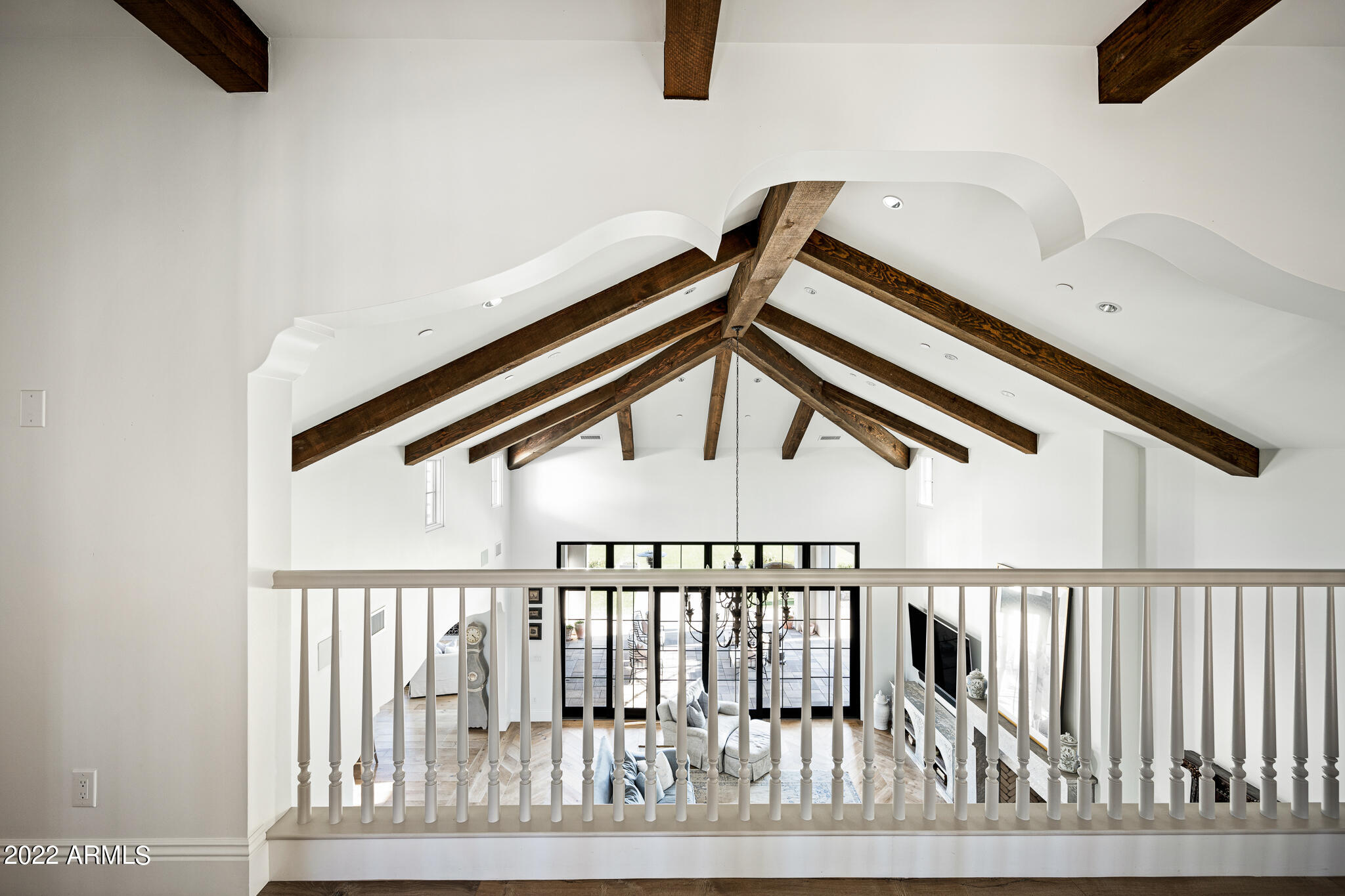 GOLDIE BROWN PINNACLE PEAK RANCH - Residential
