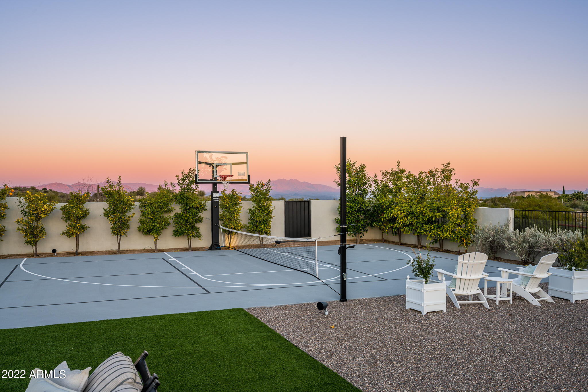 GOLDIE BROWN PINNACLE PEAK RANCH - Residential