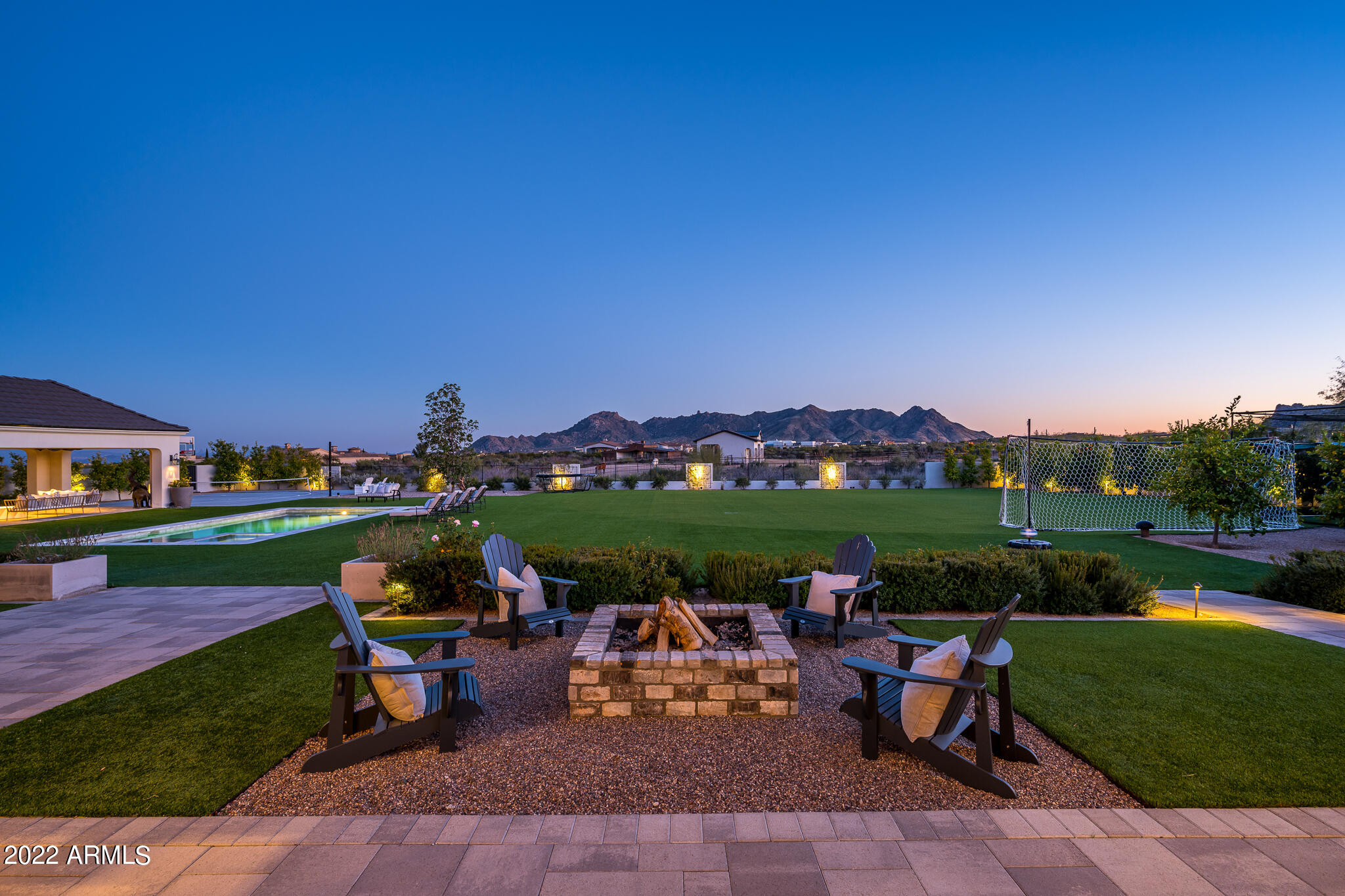 GOLDIE BROWN PINNACLE PEAK RANCH - Residential