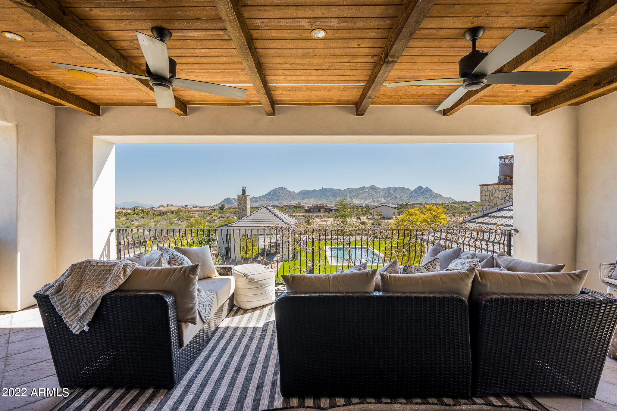 GOLDIE BROWN PINNACLE PEAK RANCH - Residential