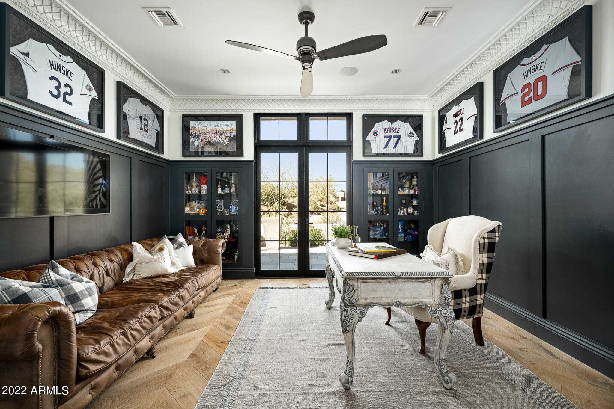 GOLDIE BROWN PINNACLE PEAK RANCH - Residential