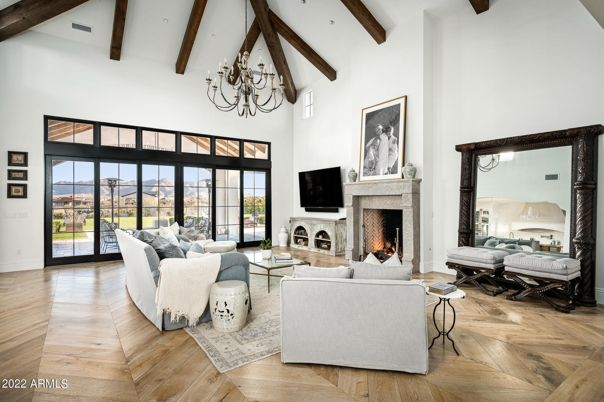 GOLDIE BROWN PINNACLE PEAK RANCH - Residential