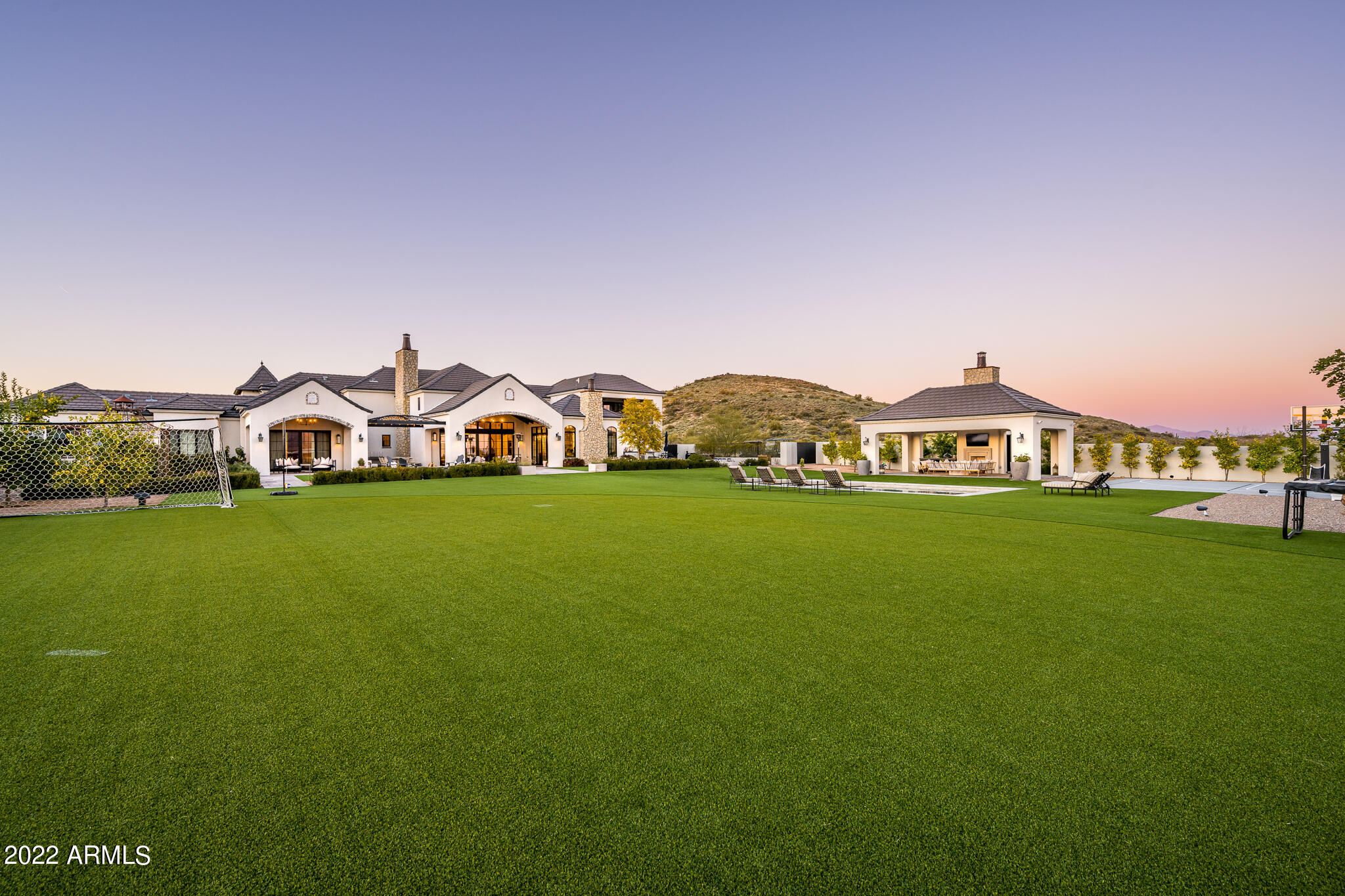 GOLDIE BROWN PINNACLE PEAK RANCH - Residential