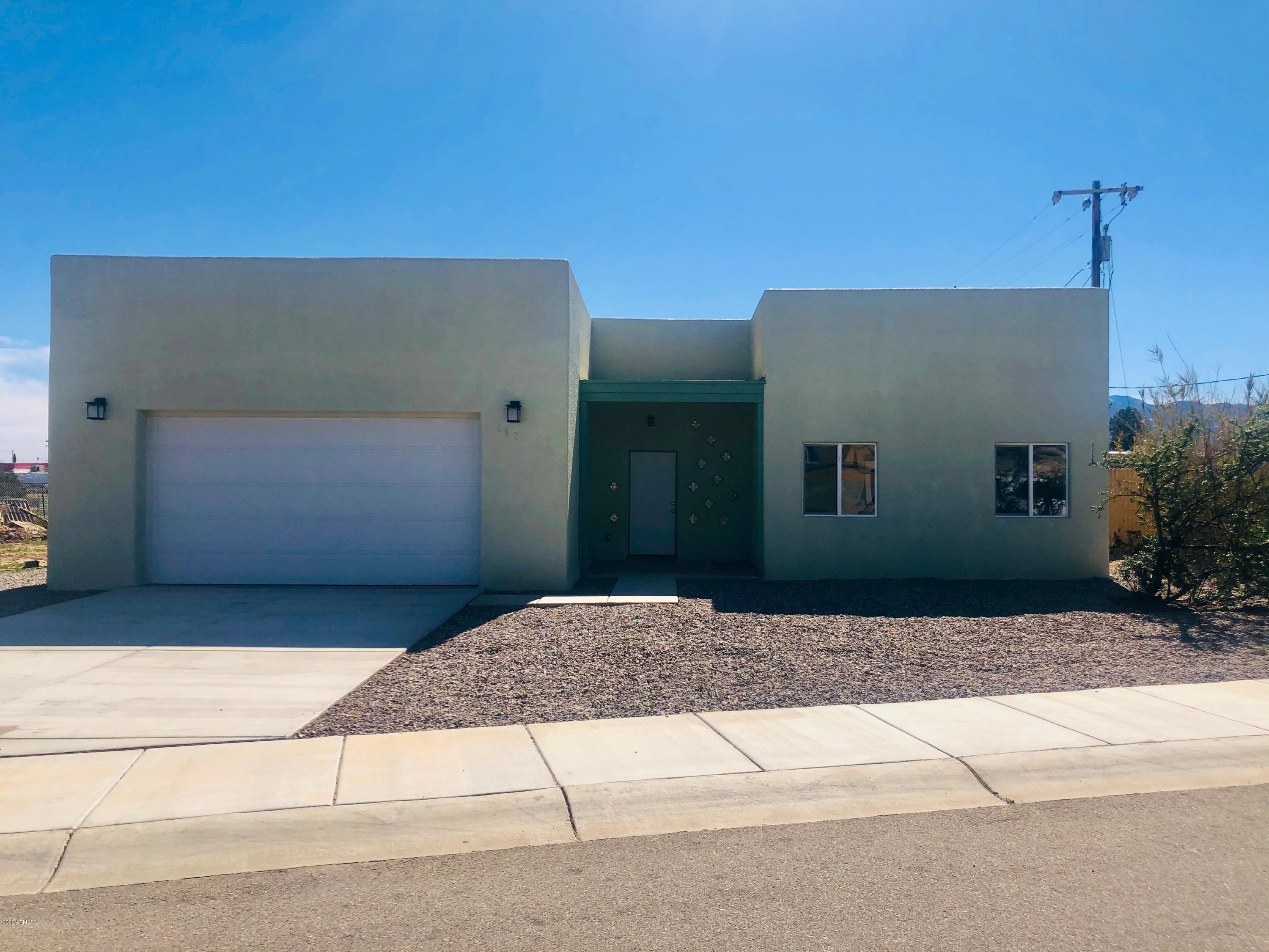 Brand new 2 bedroom 2 bath home centrally located minutes to Ft Huachuca. Estimated completion date March 15, 2020. Extra large 2-car garage. 10ft interior ceilings with open concept living. Large upgraded kitchen with plenty of storage and walk in pantry. Master bedroom with ensuite bathroom and very large walk-in closet.