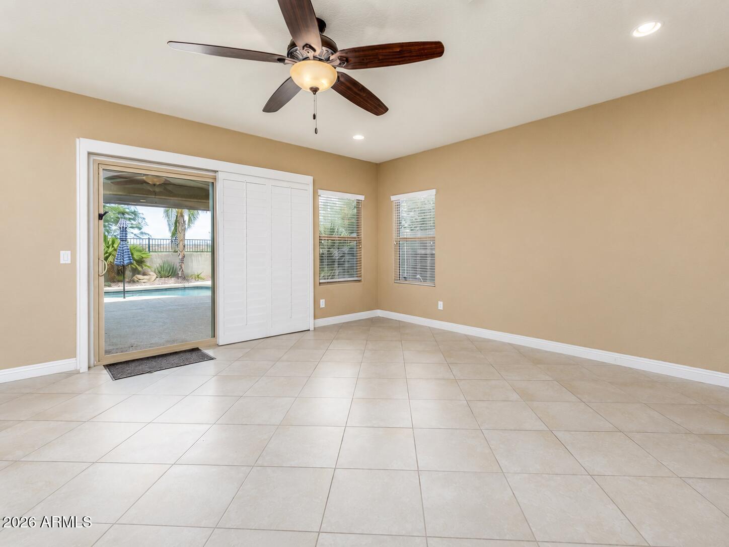 TIERRA DEL RIO PARCEL12 REPLAT - Residential