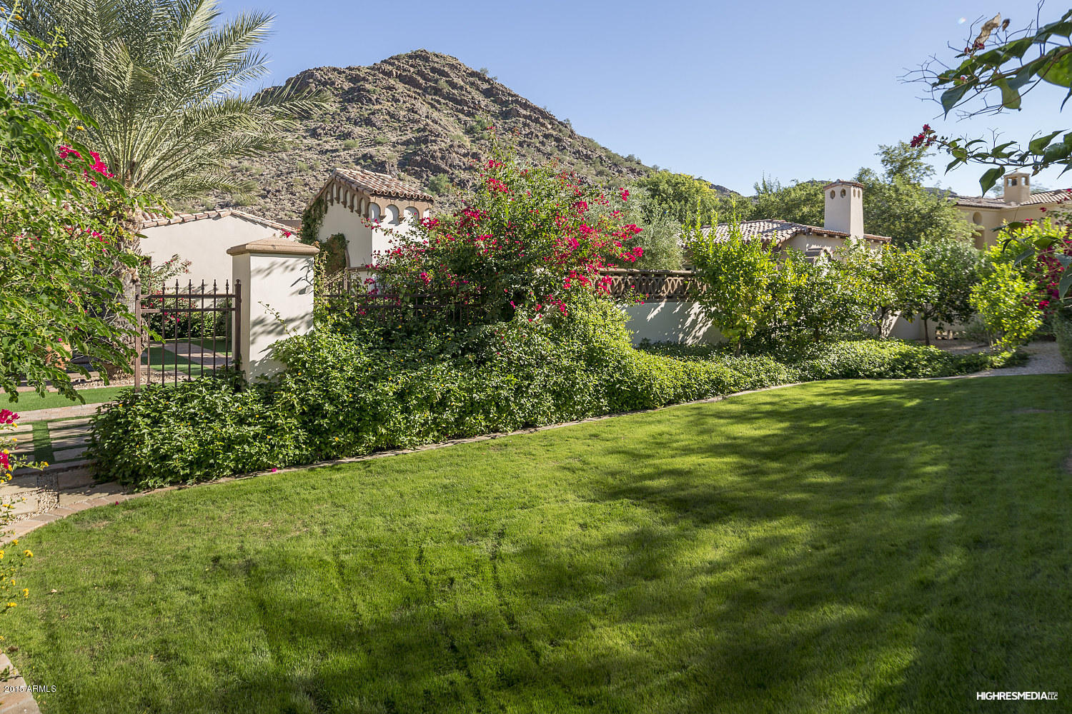 TURQUOISE HILLS - Residential
