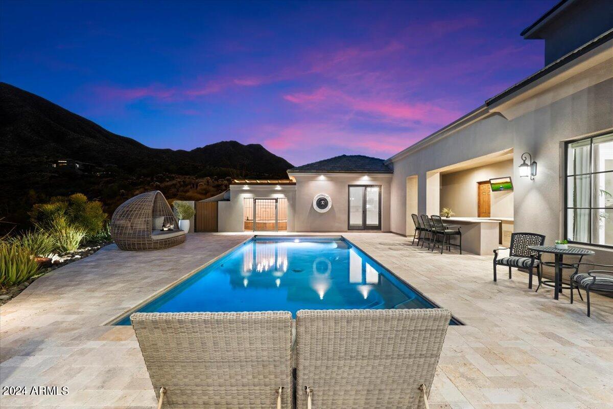 EAGLES NEST - Residential