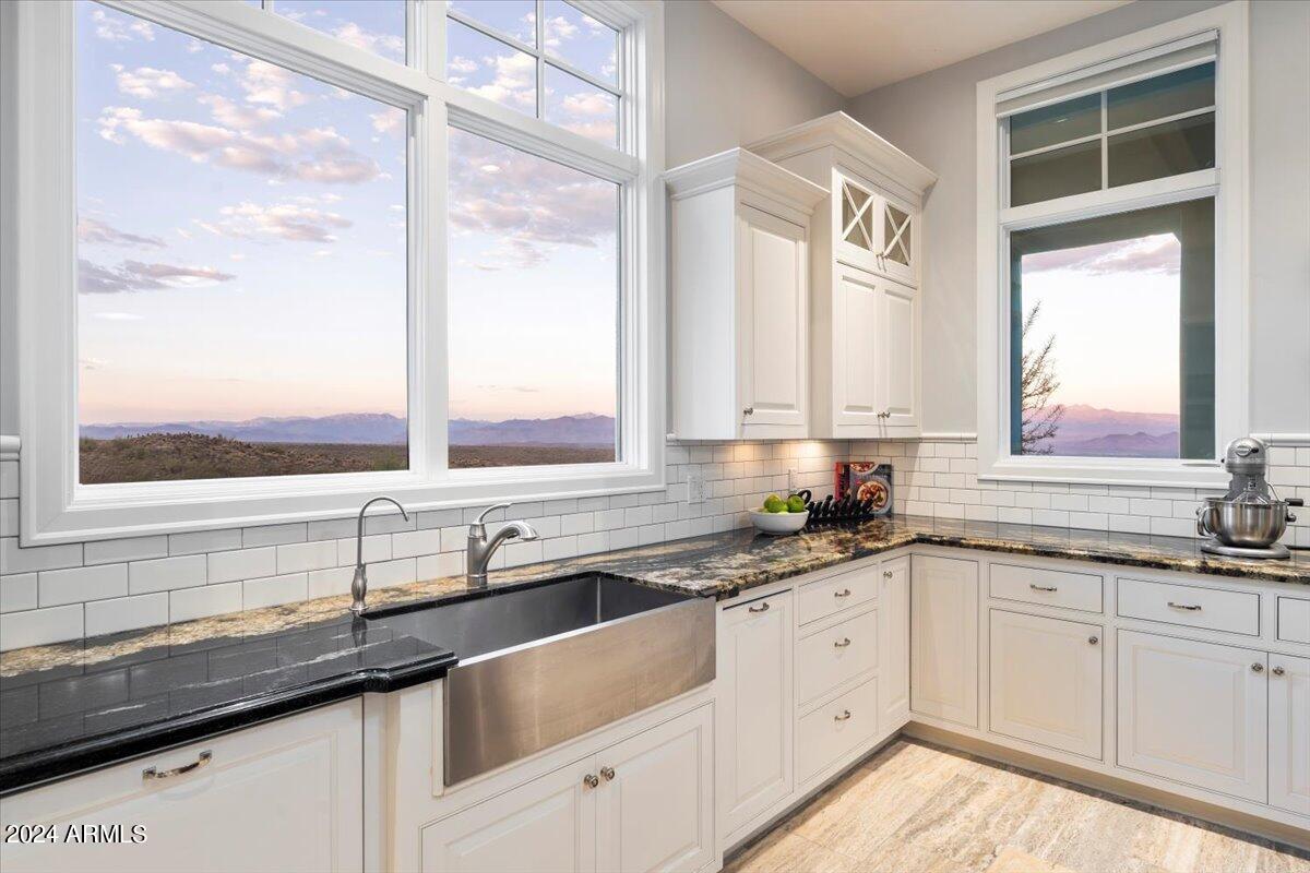 EAGLES NEST - Residential