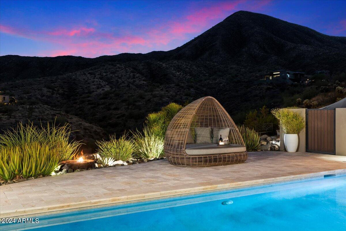 EAGLES NEST - Residential