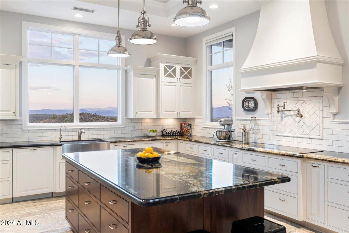 EAGLES NEST - Residential