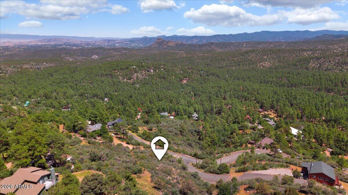 HIGHLAND PINES - Land