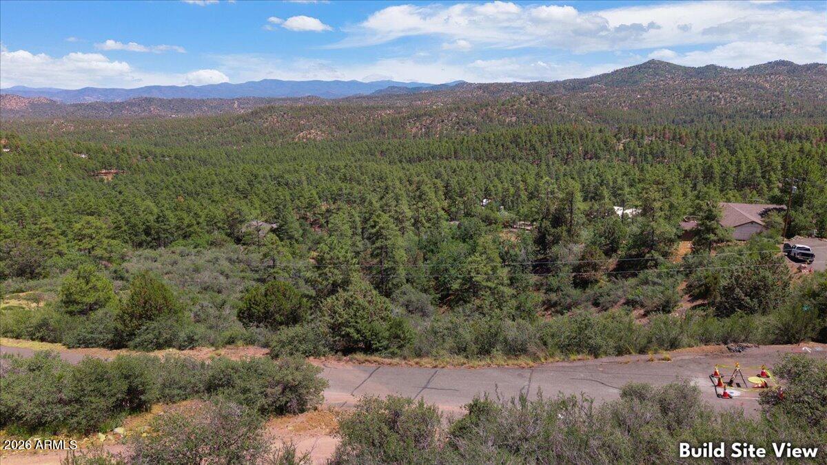 HIGHLAND PINES - Land