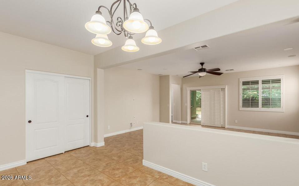 DYNAMITE ESTATES - Residential Lease