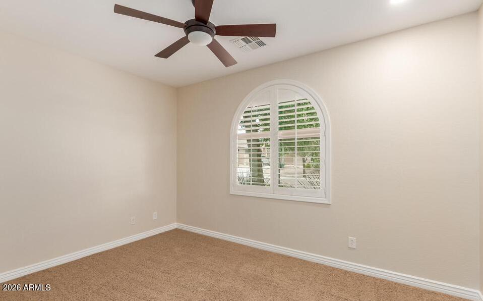 DYNAMITE ESTATES - Residential Lease
