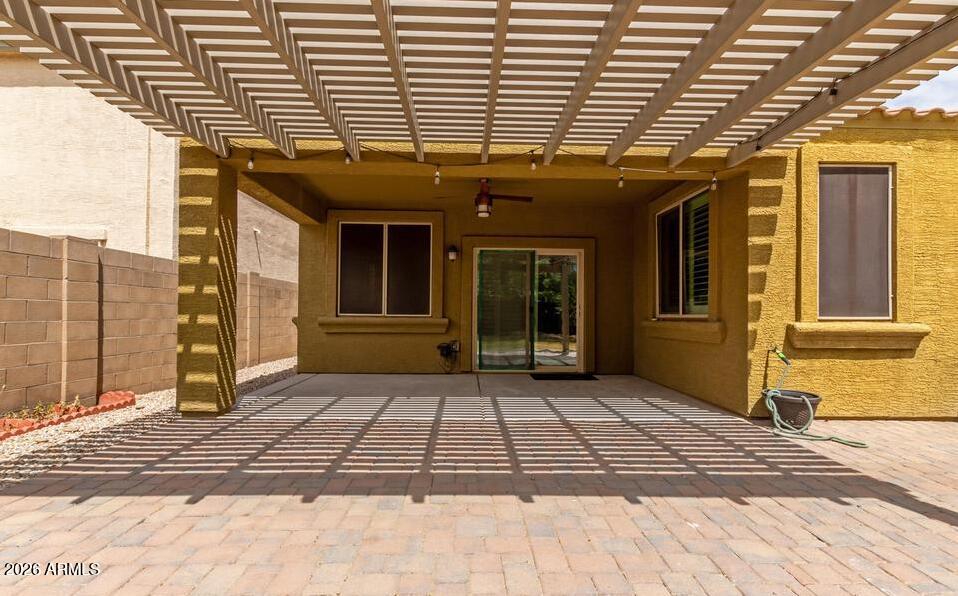 DYNAMITE ESTATES - Residential Lease