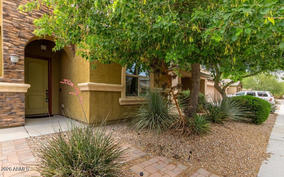 DYNAMITE ESTATES - Residential Lease