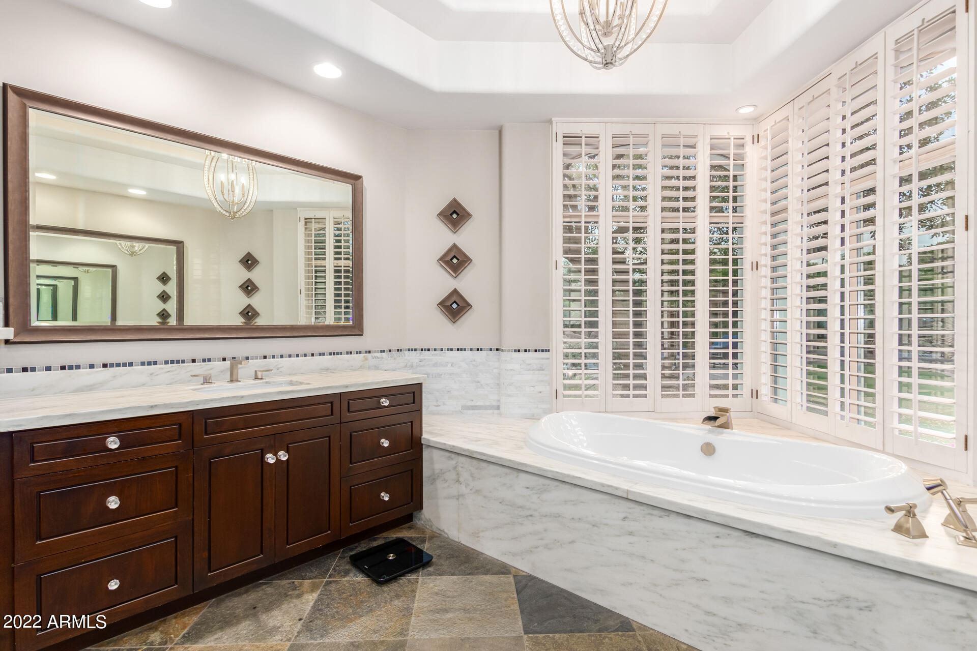 CHENEY ESTATES LOT 1-72 TR A-C D1 D2 E,F - Residential