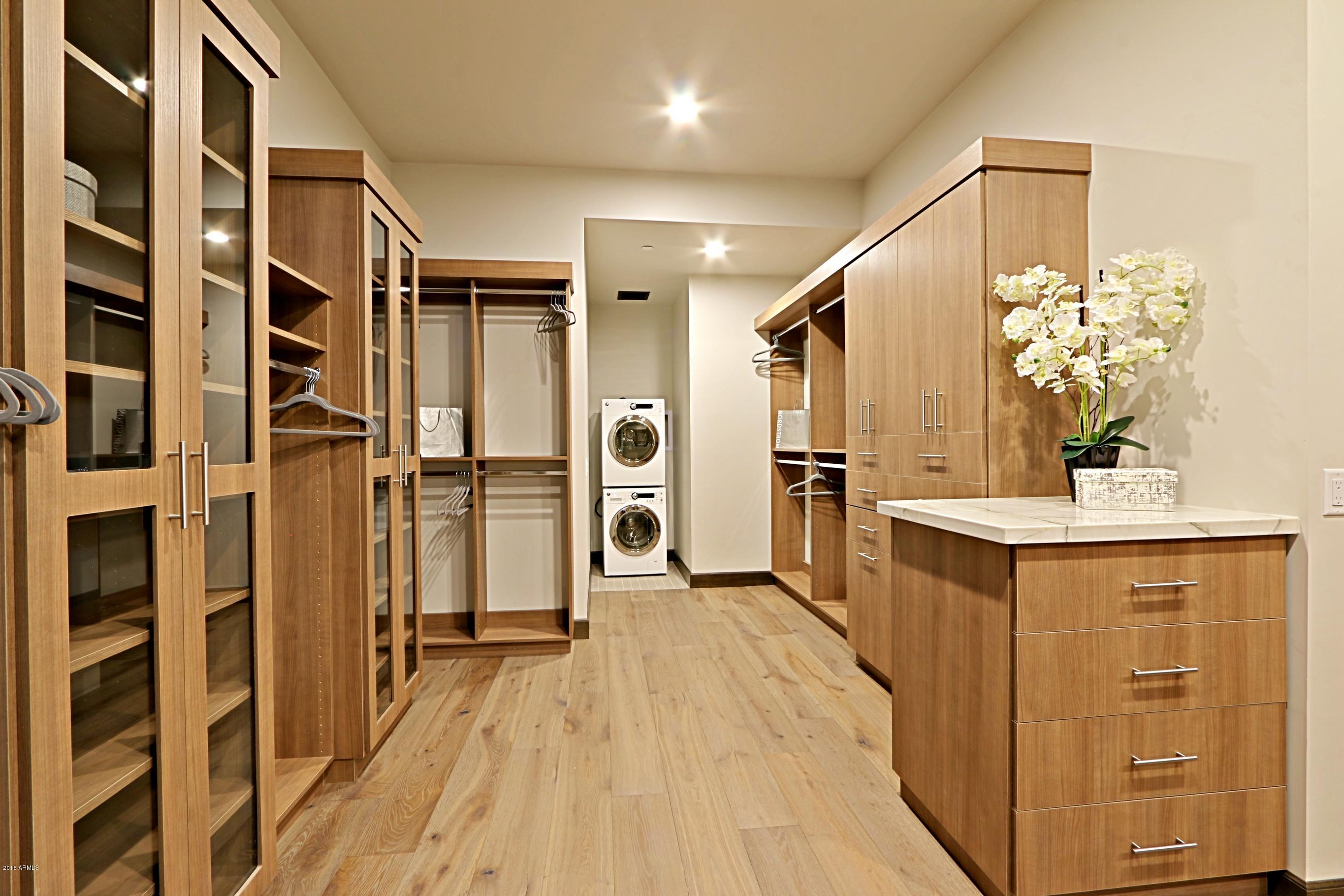 Mirabel Club - Residential