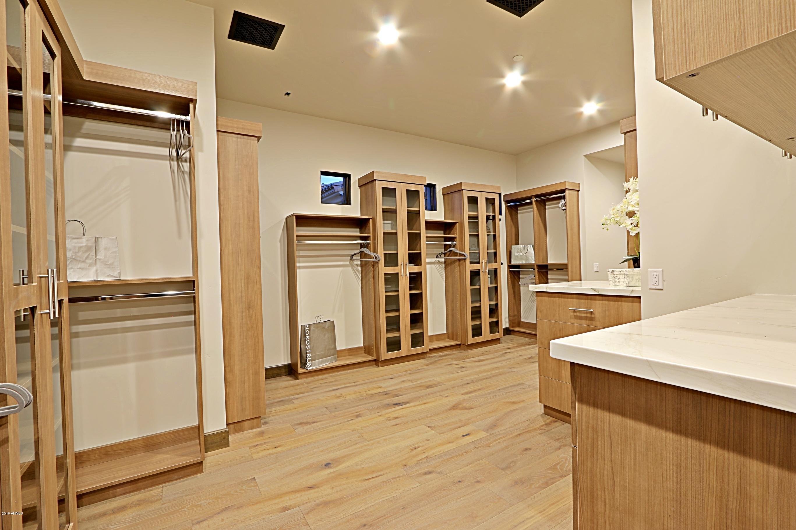 Mirabel Club - Residential