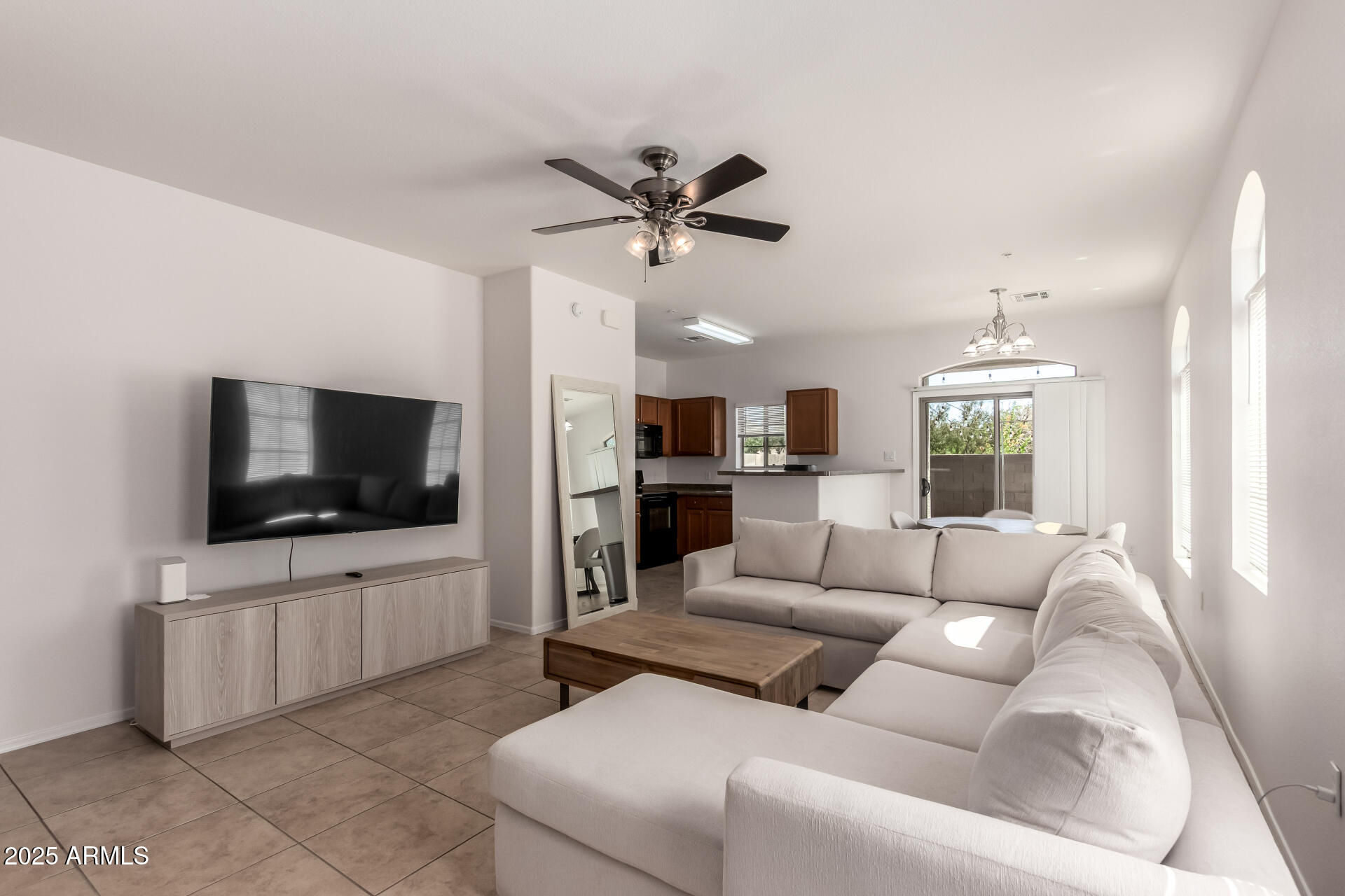 CANYON TRAILS COURTHOMES CONDOMINIUM - Residential