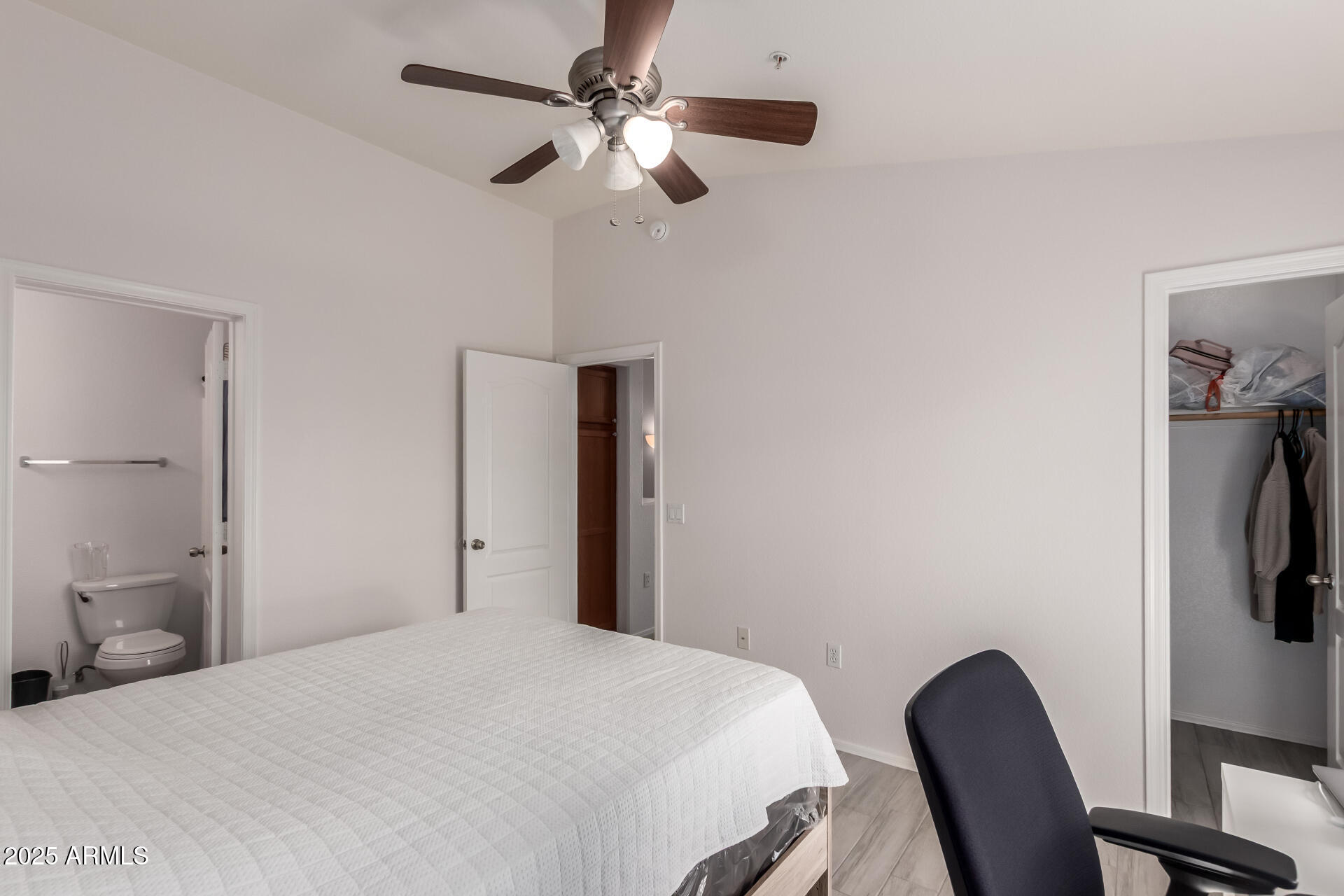 CANYON TRAILS COURTHOMES CONDOMINIUM - Residential