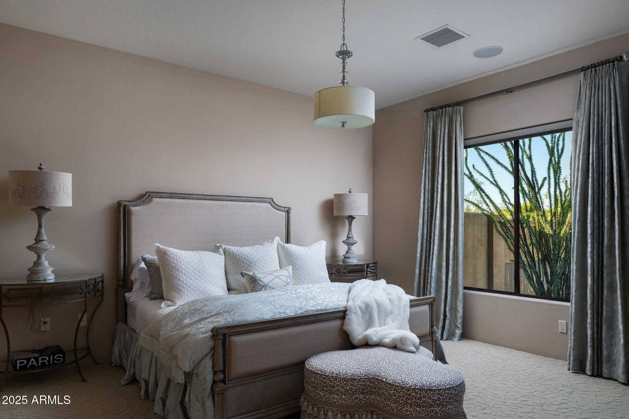 PINNACLE PARADISE - Residential