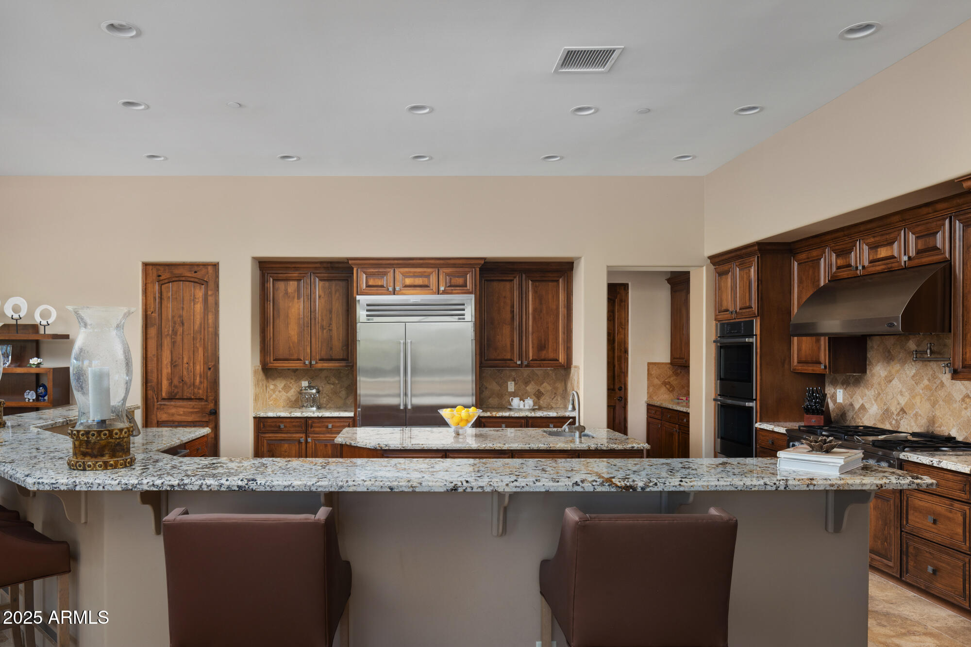 PINNACLE PARADISE - Residential
