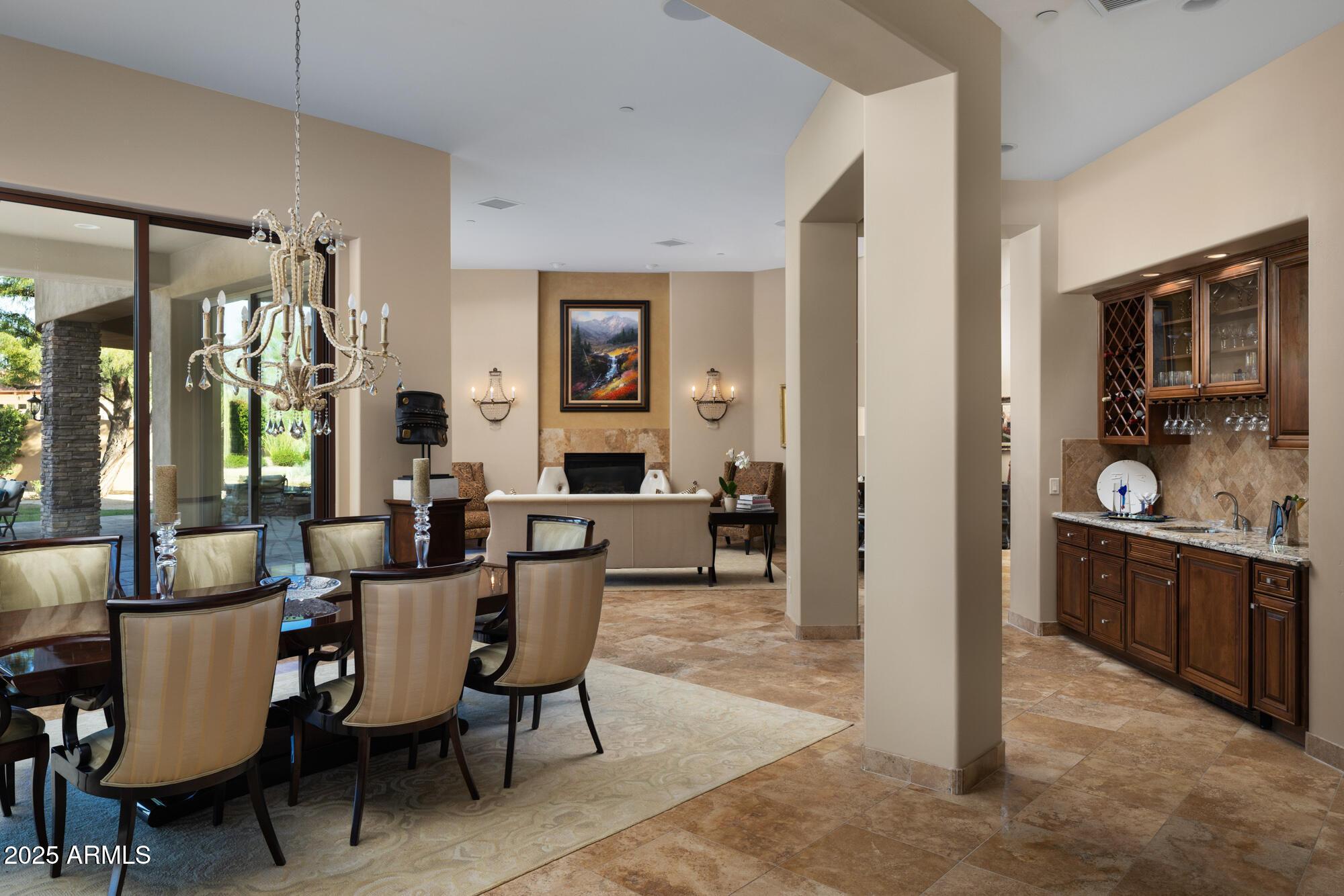 PINNACLE PARADISE - Residential