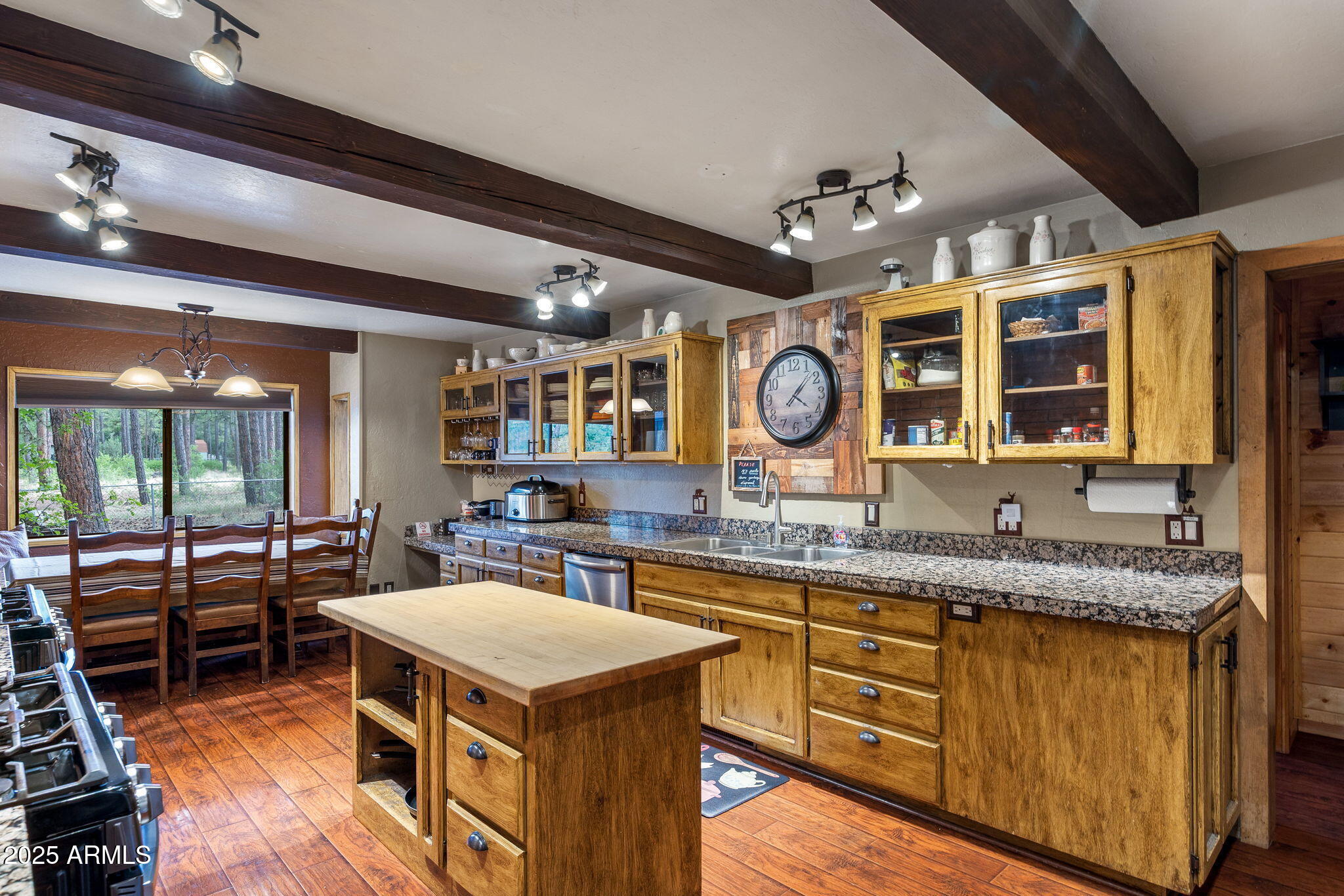 Seneca Pines - Residential