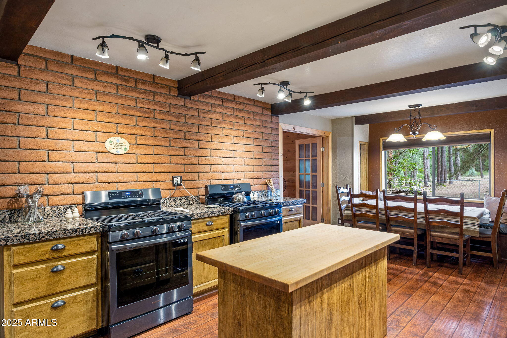 Seneca Pines - Residential