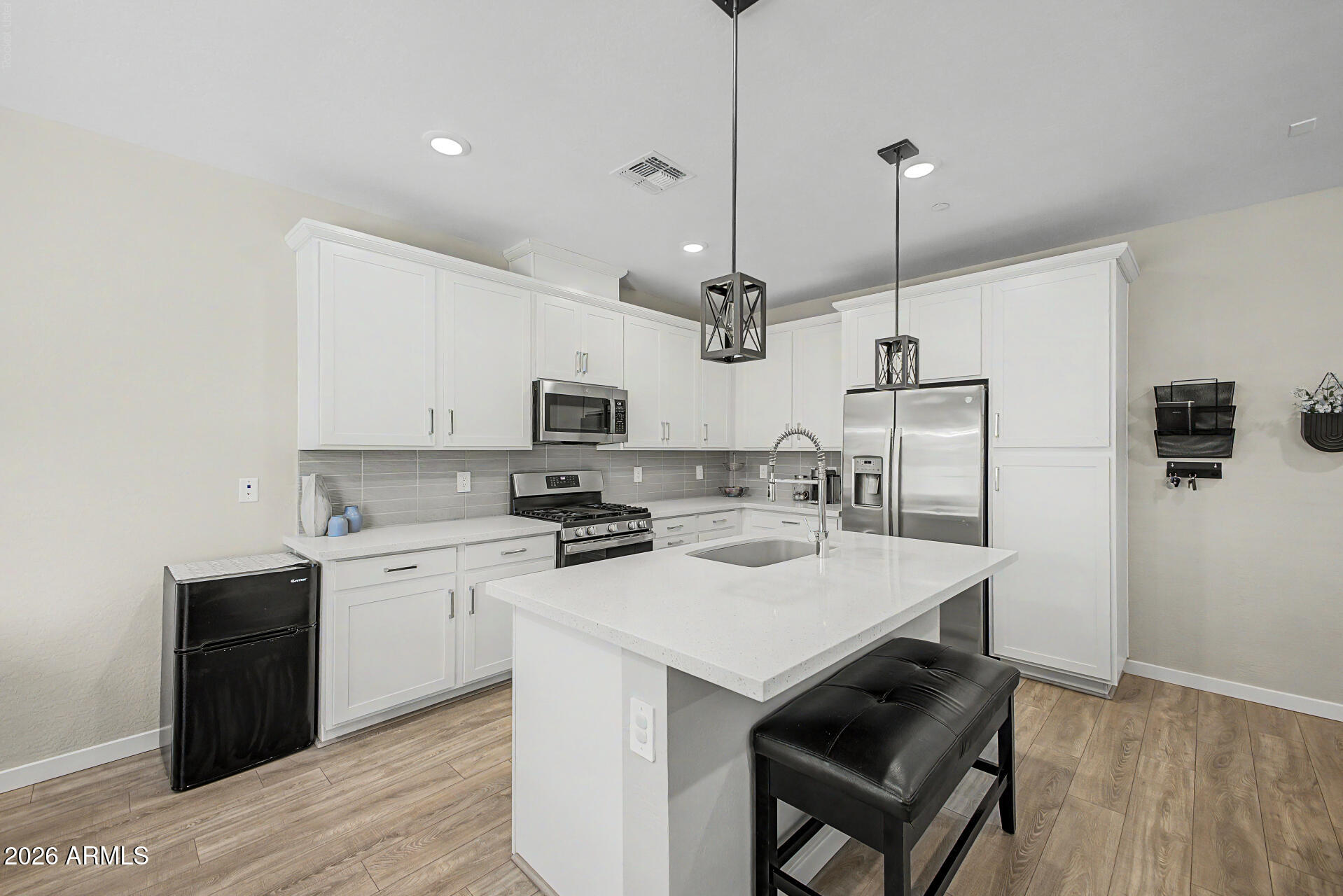 MOSAIC AT LAYTON LAKES CONDOMINIUMS AMD - Residential