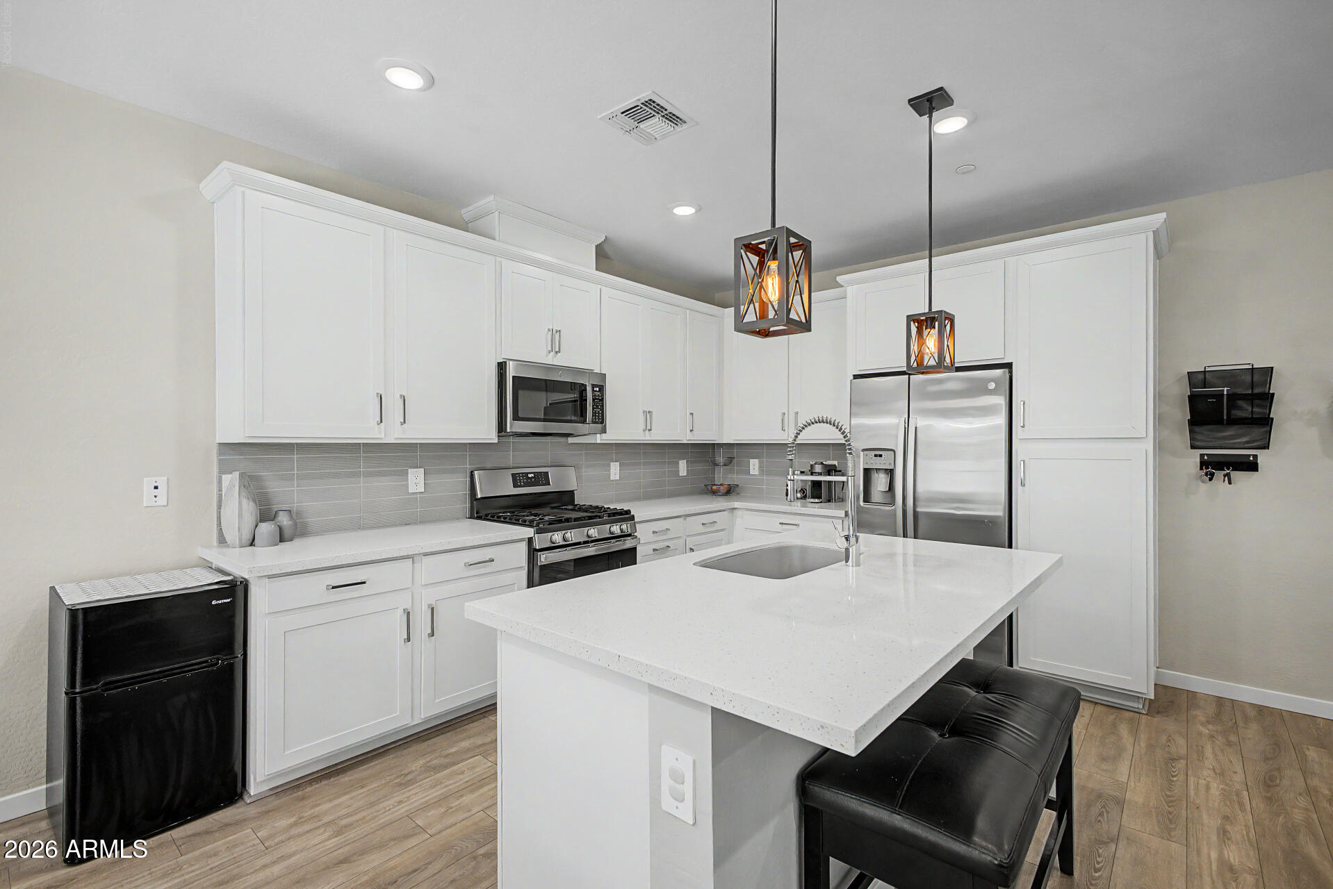 MOSAIC AT LAYTON LAKES CONDOMINIUMS AMD - Residential