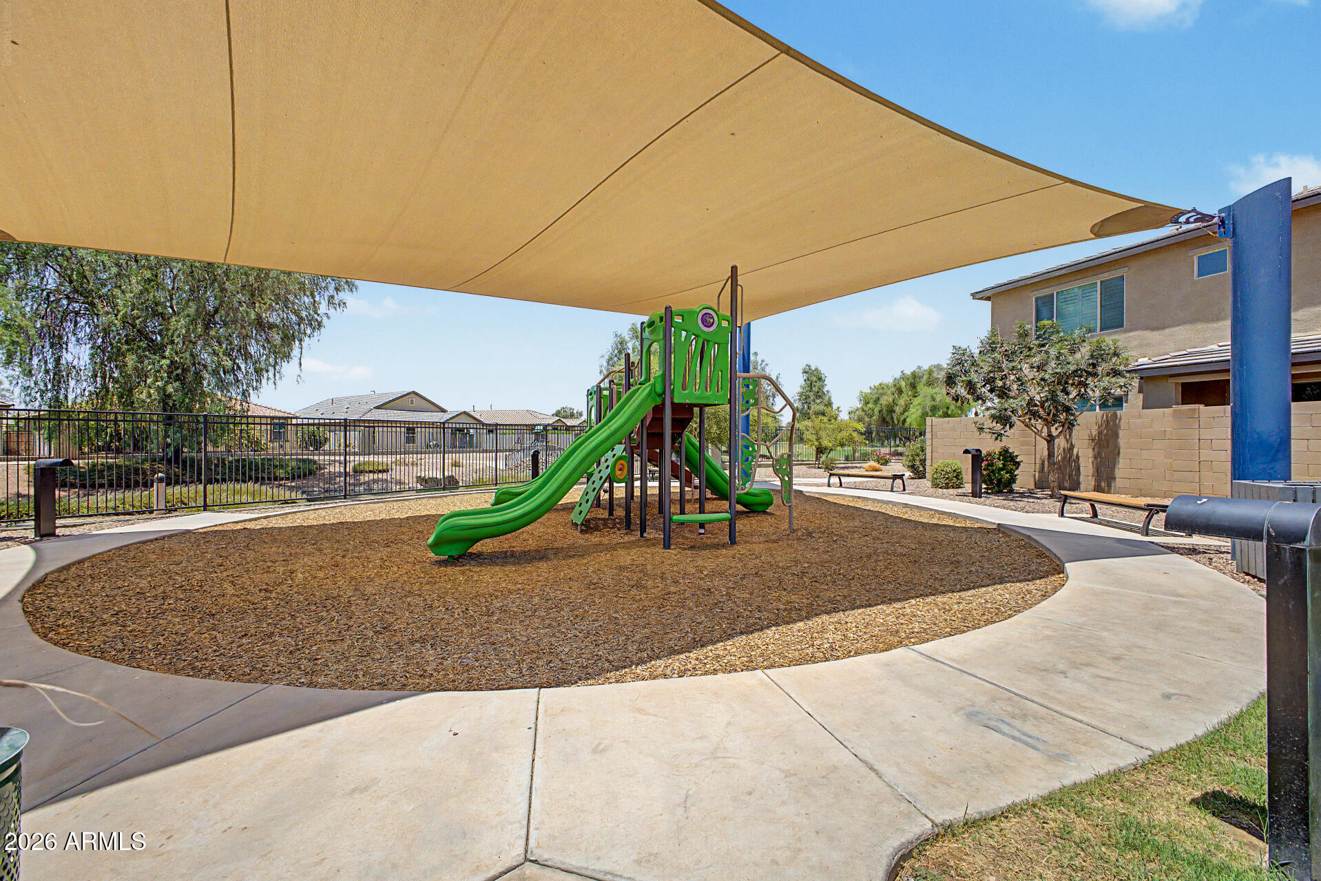 MOSAIC AT LAYTON LAKES CONDOMINIUMS AMD - Residential