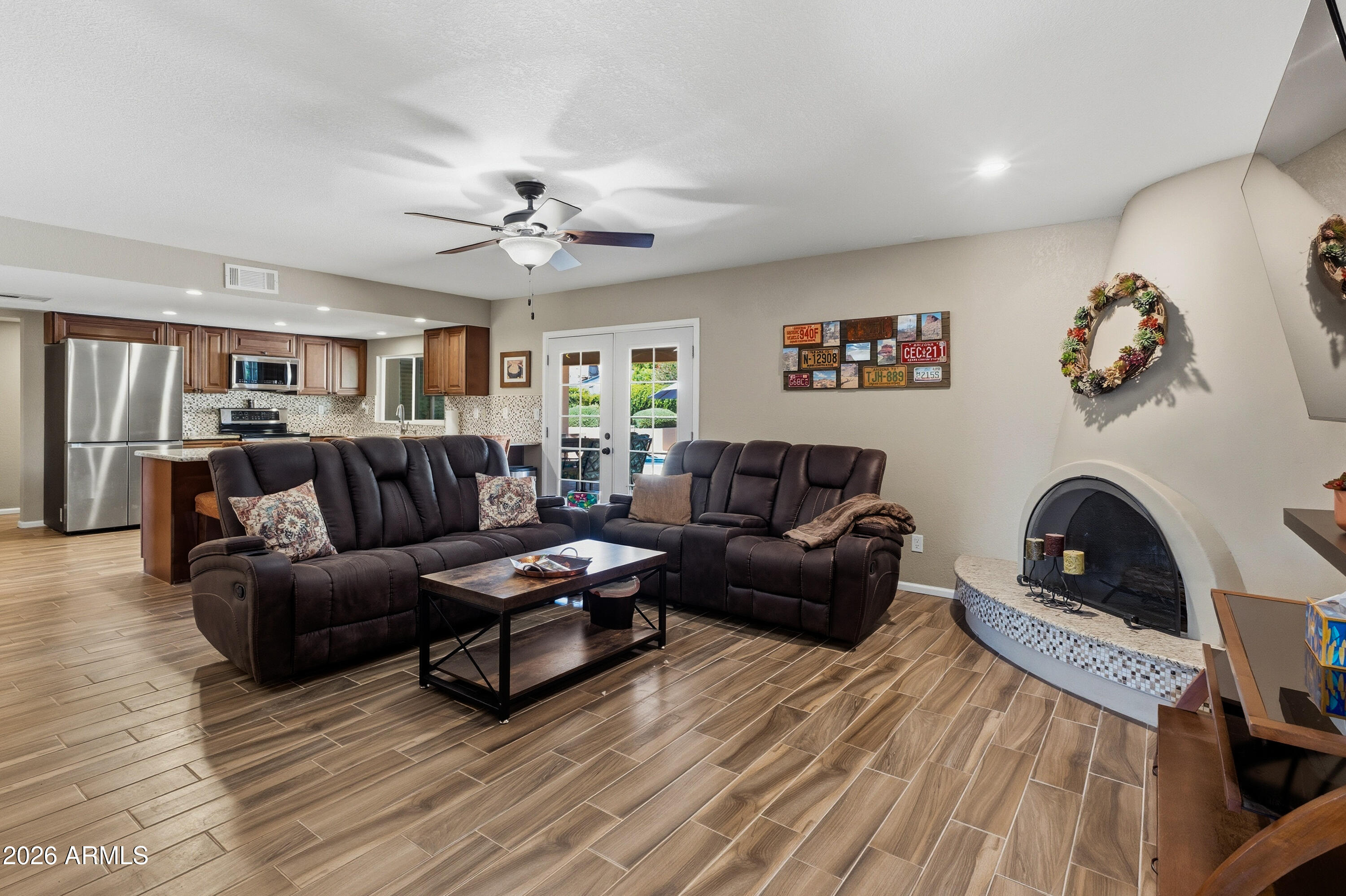 CACTUS GLEN 3 - Residential
