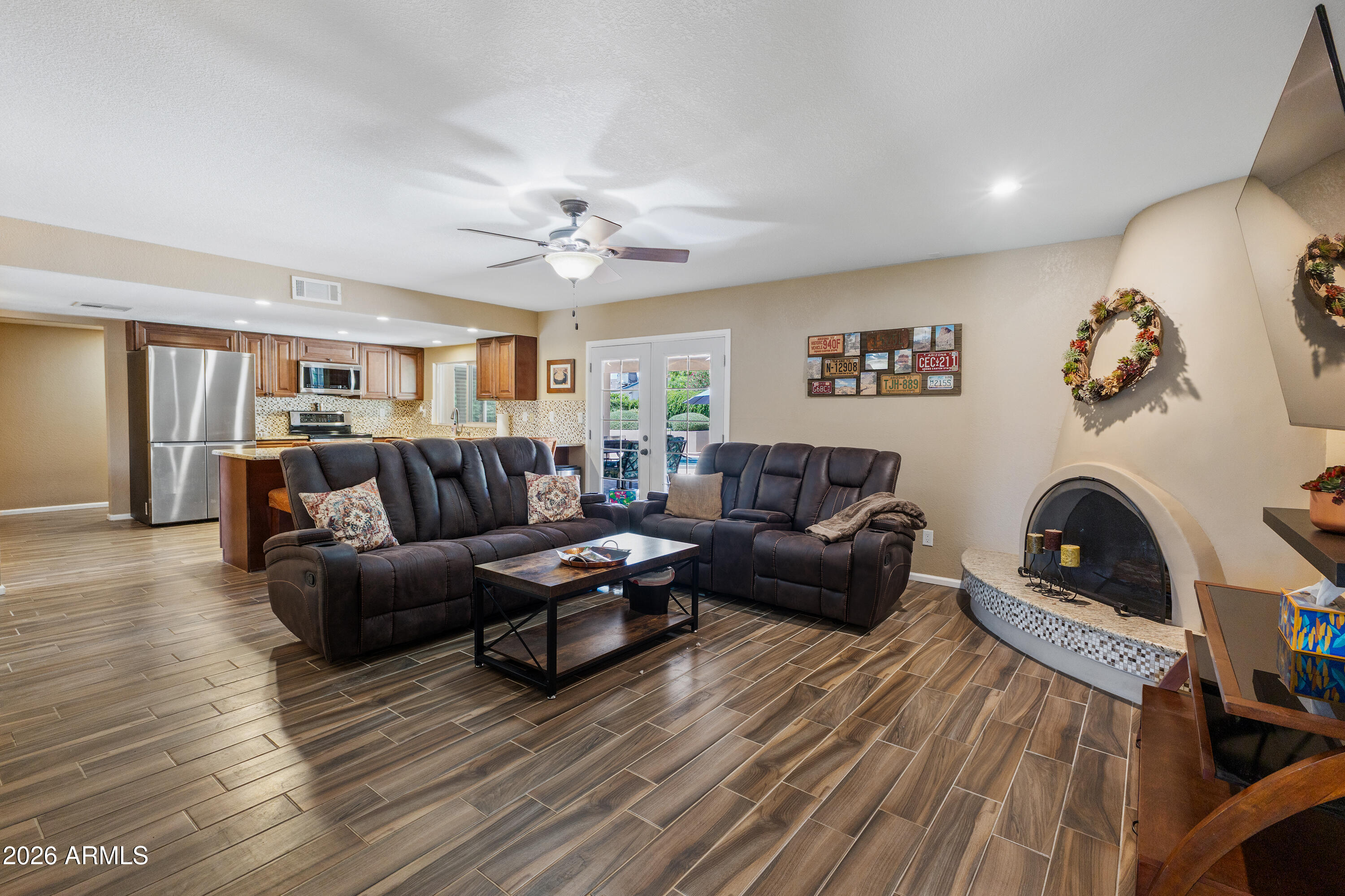 CACTUS GLEN 3 - Residential