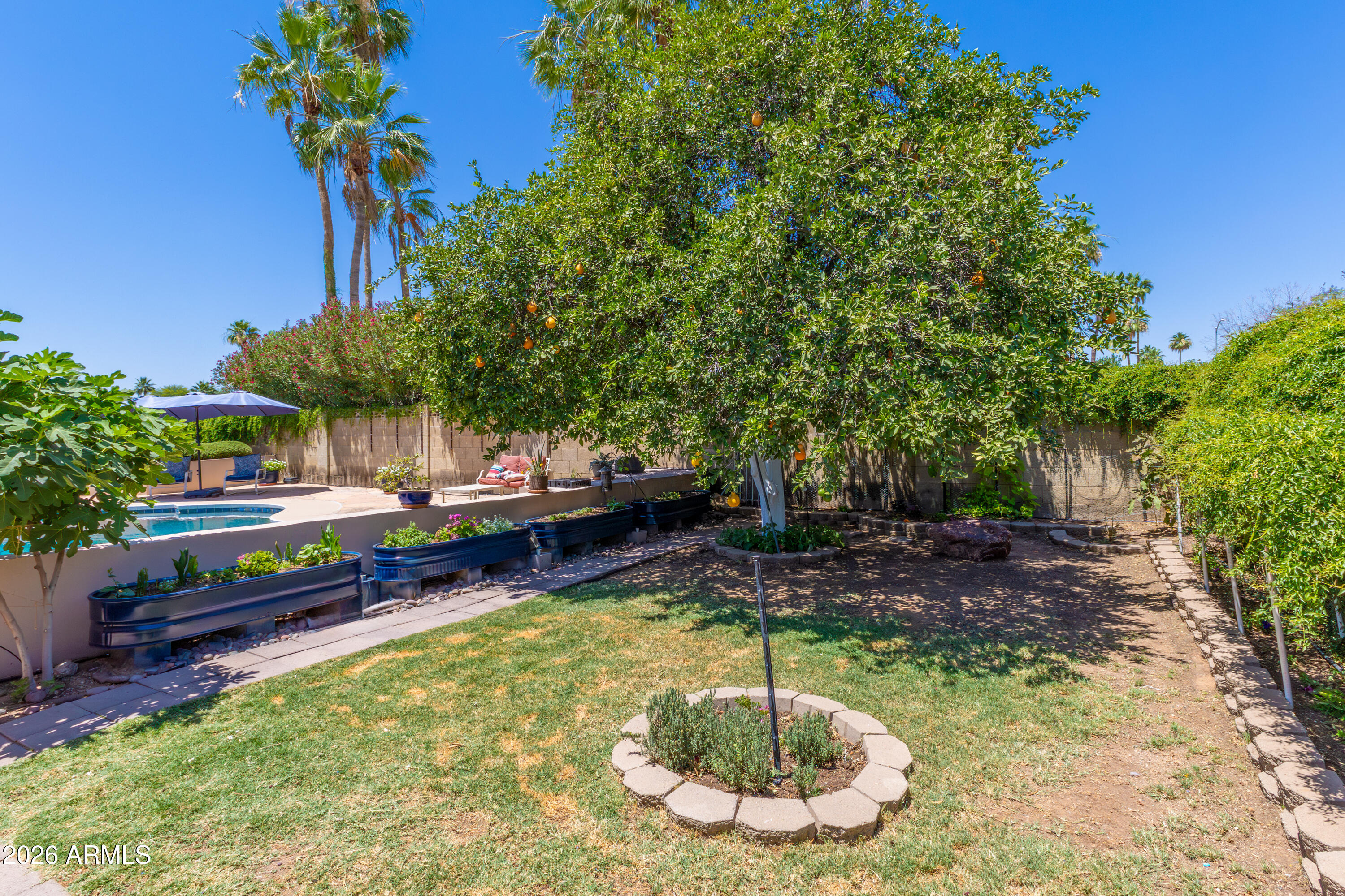 CACTUS GLEN 3 - Residential