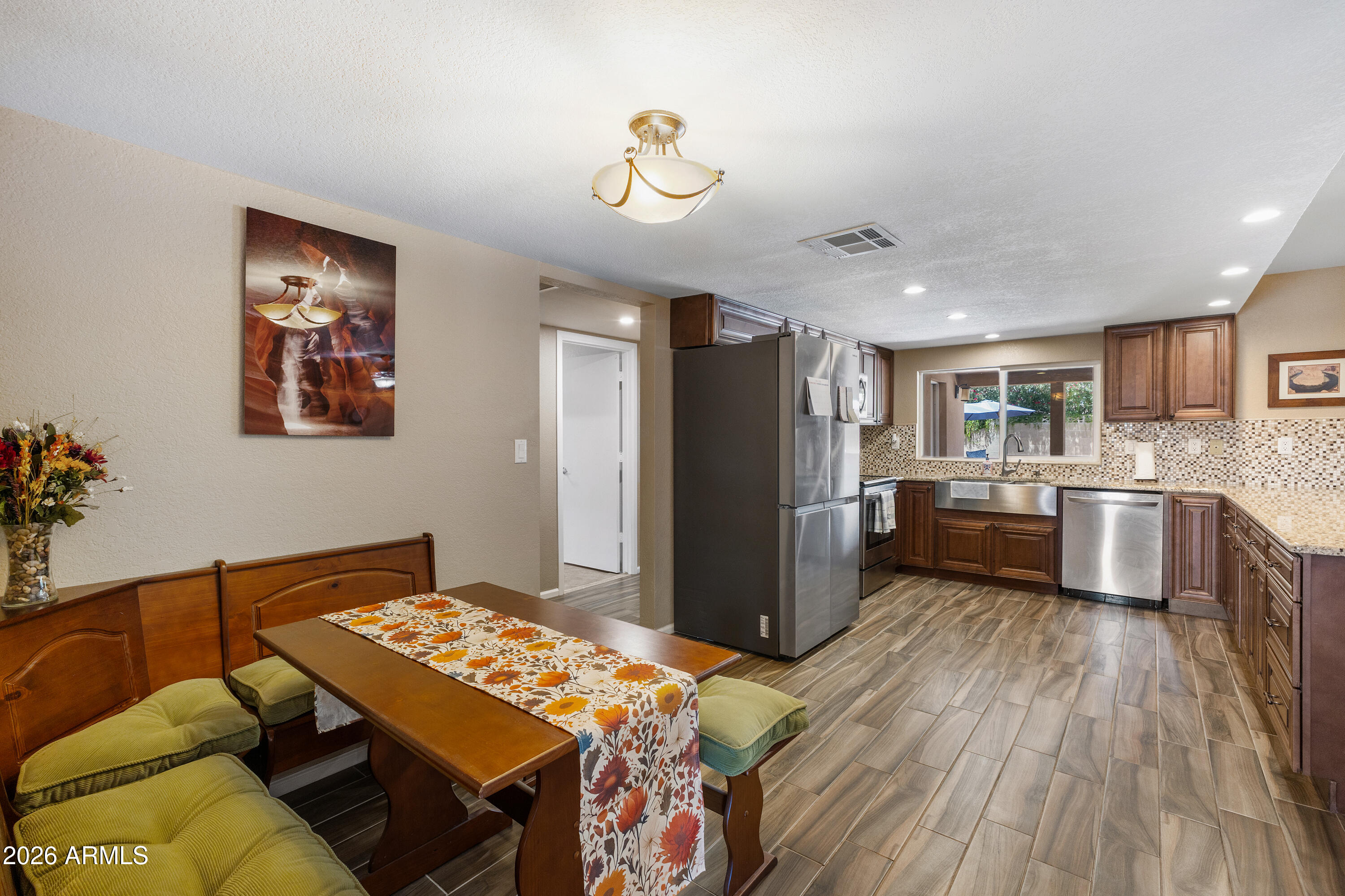 CACTUS GLEN 3 - Residential