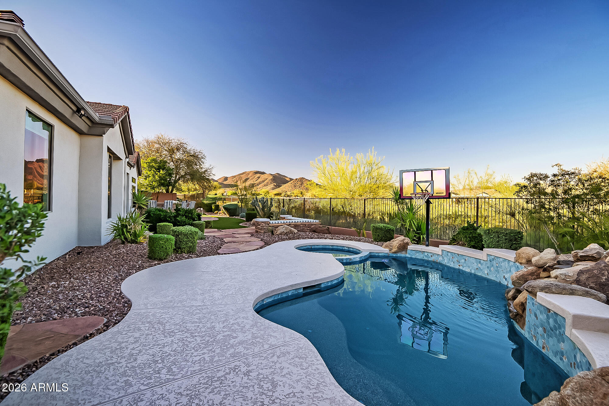 ANTHEM COUNTRY CLUB - Residential
